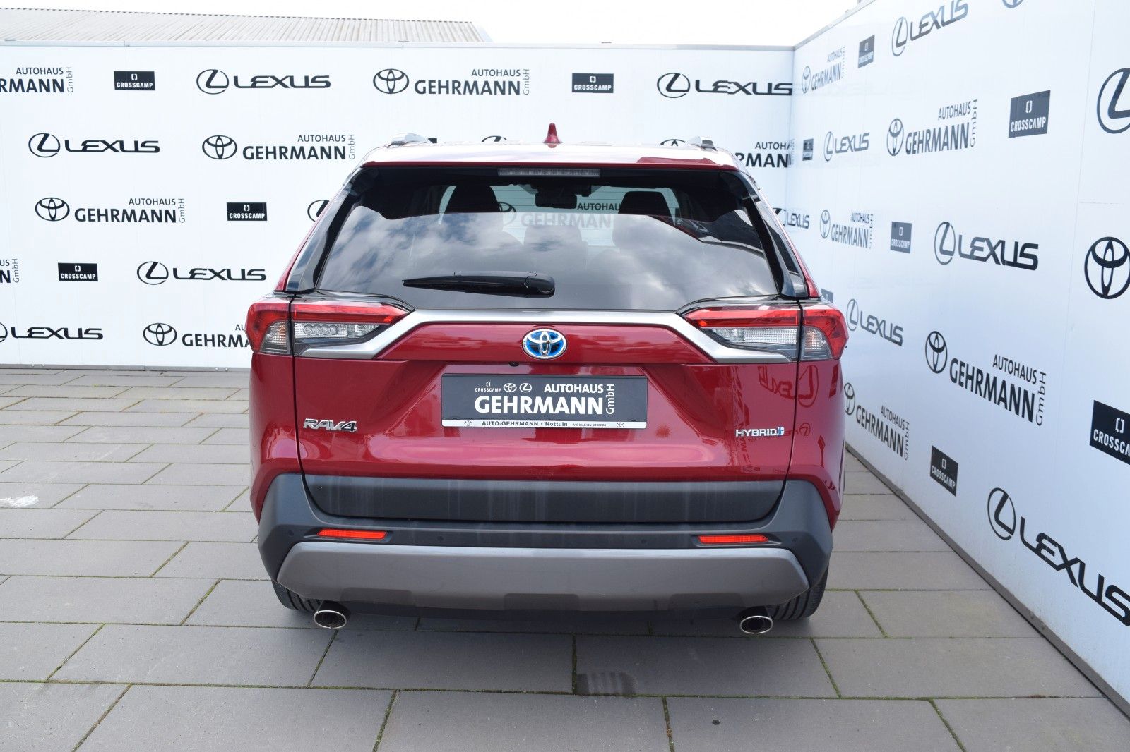 Toyota RAV4 Hybrid 4x2 Club - Samsaru's Car Outlet