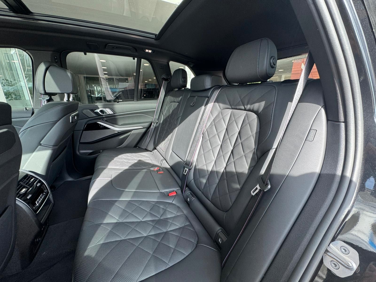 BMW X5 xDrive 30d M Sport Pro 22 AHK Pano Soft Stand