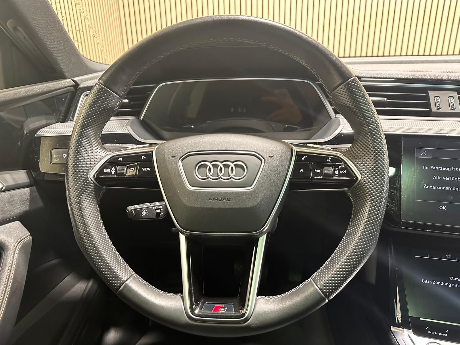 Audi e-tron 55 quattro S line 95kWh UPE106T€|BlackEd.