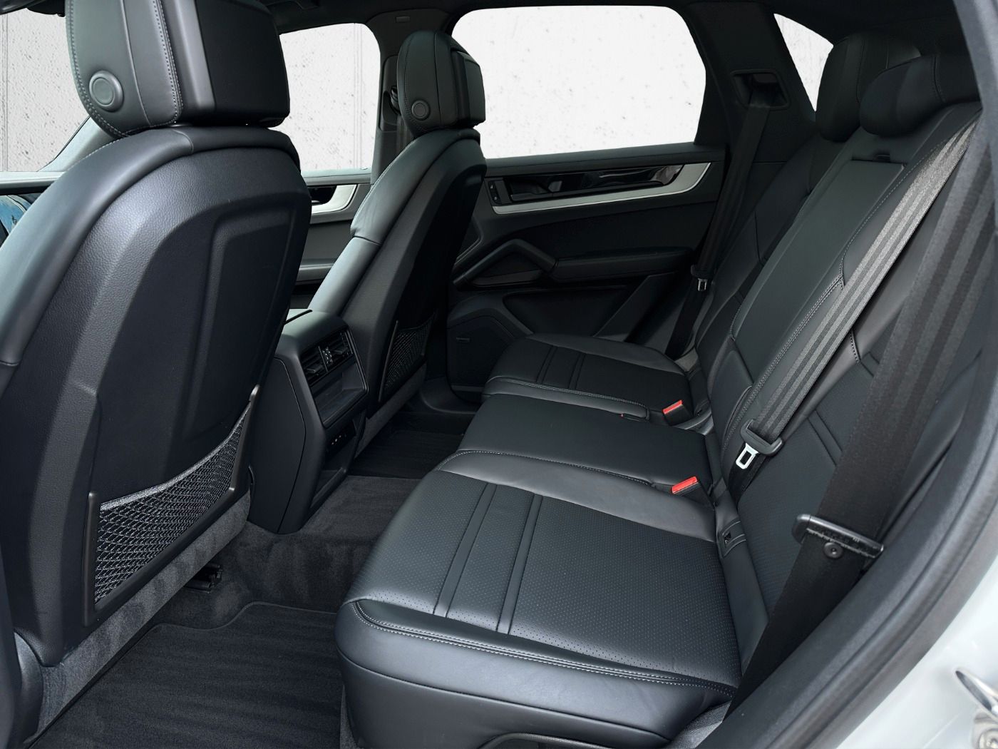 Porsche Cayenne E-Hybrid PANO Luftfederung BOSE 360°