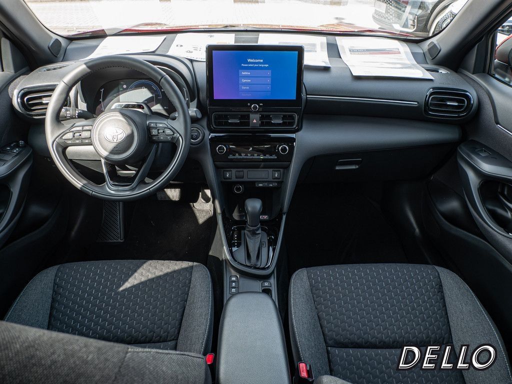 Toyota Yaris Cross Teamplayer AHK Safety Winter-Paket S