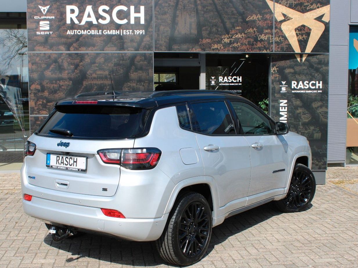 Jeep Compass S 1.3 Plug-In Hybrid 4WD +LEDER+ACC+NAVI