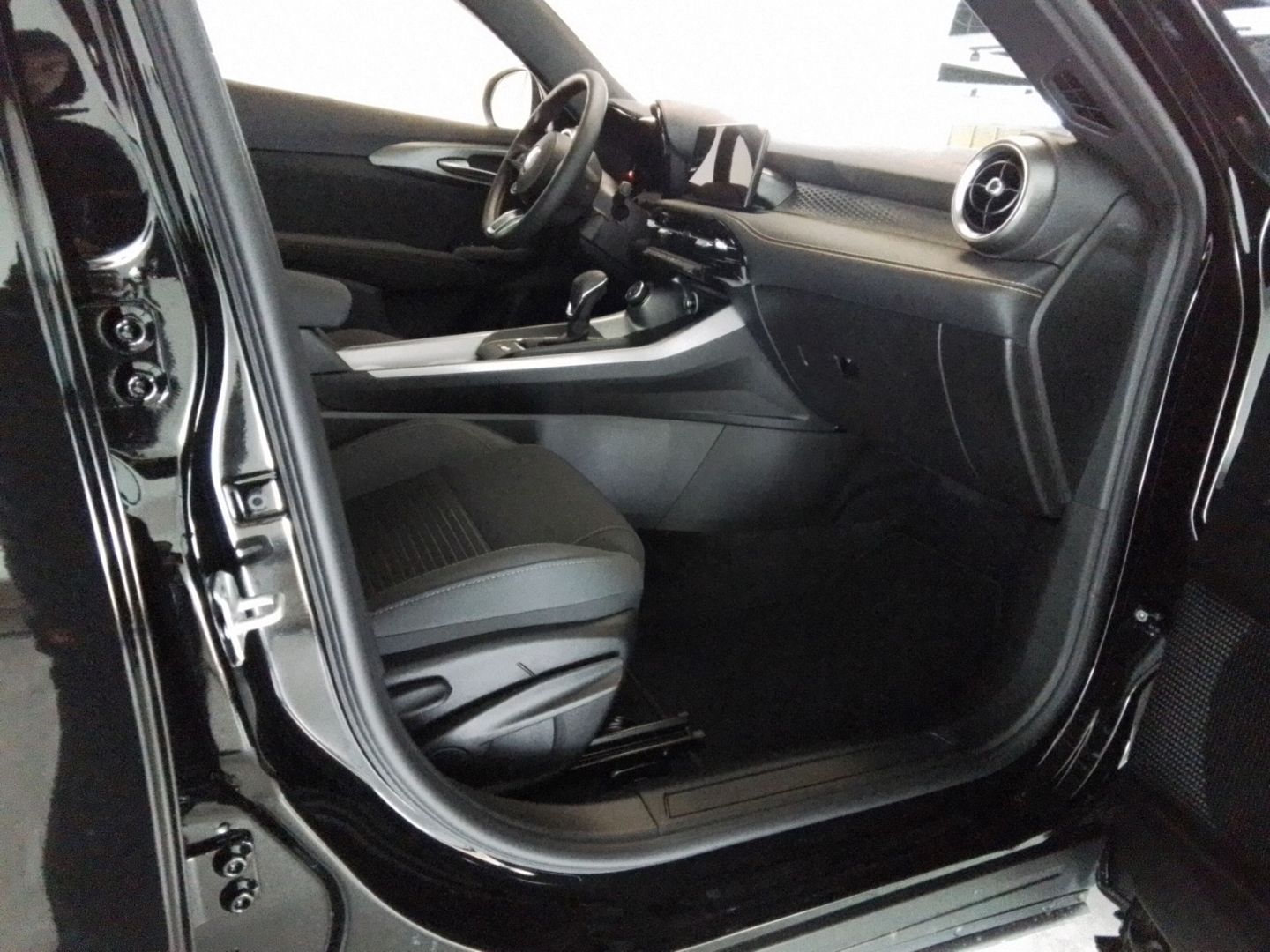 Alfa Romeo Tonale Sprint 1,5  AT Technologie und Winter Pak