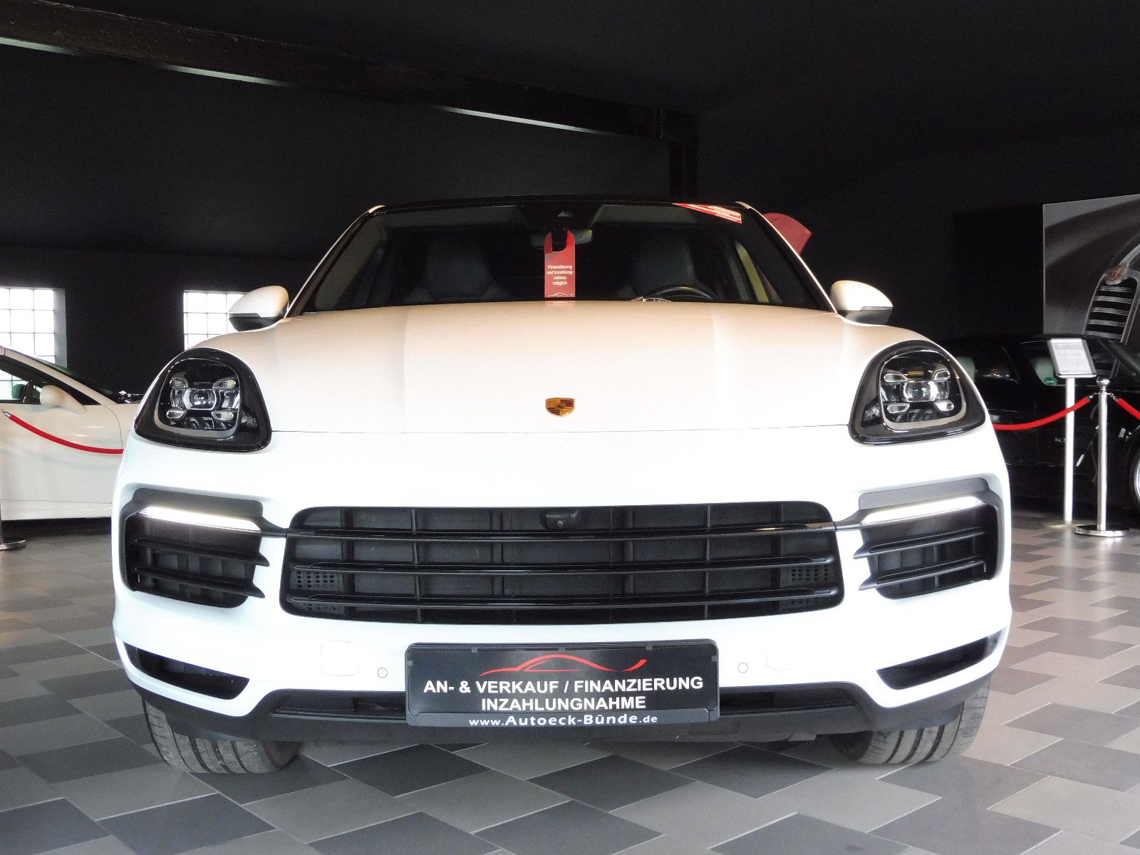 Porsche Cayenne Coupe E-Hybrid Approved/360°/Spur/Pano