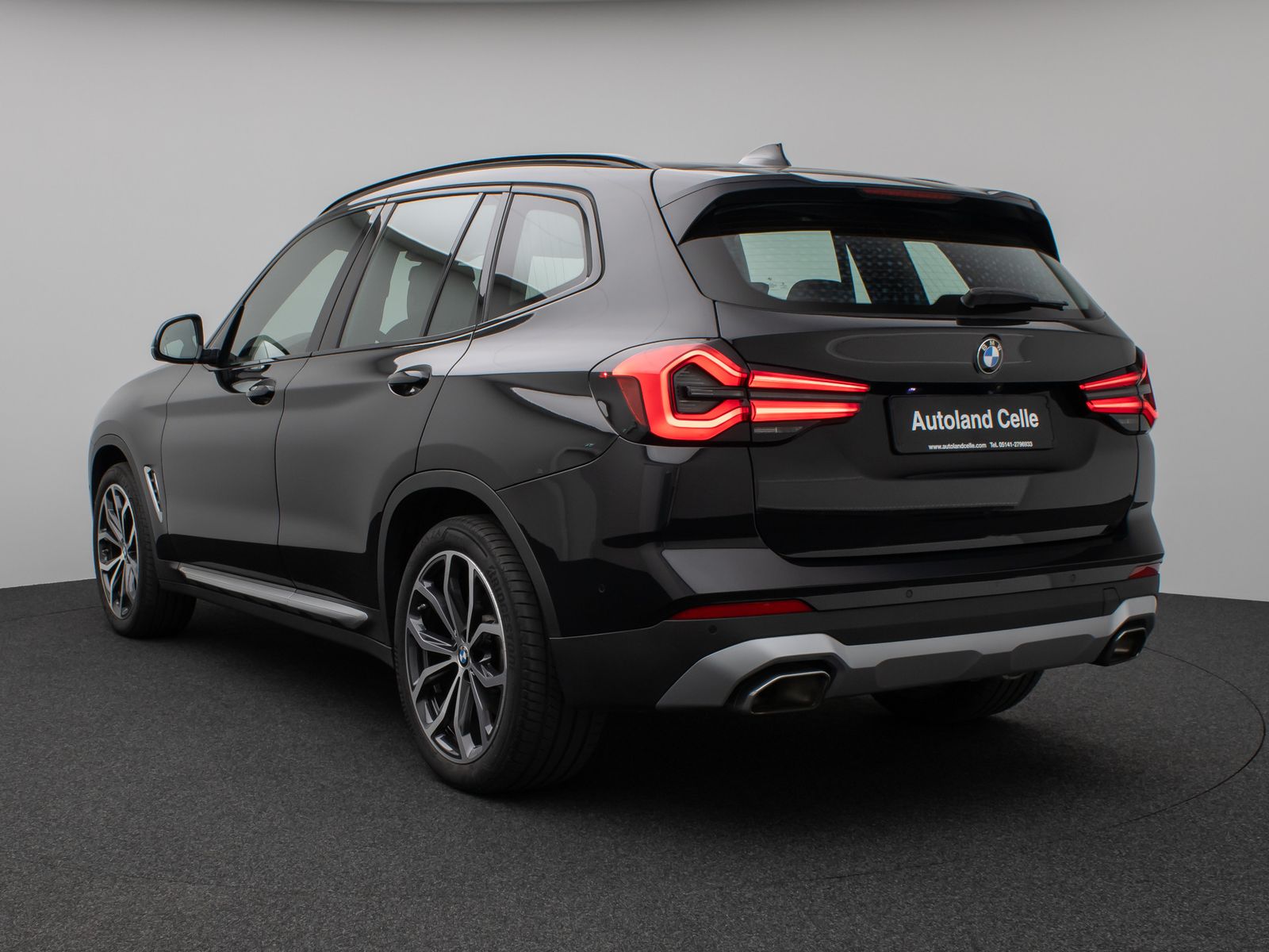 BMW X3 xD30d - Samsaru's Car Outlet