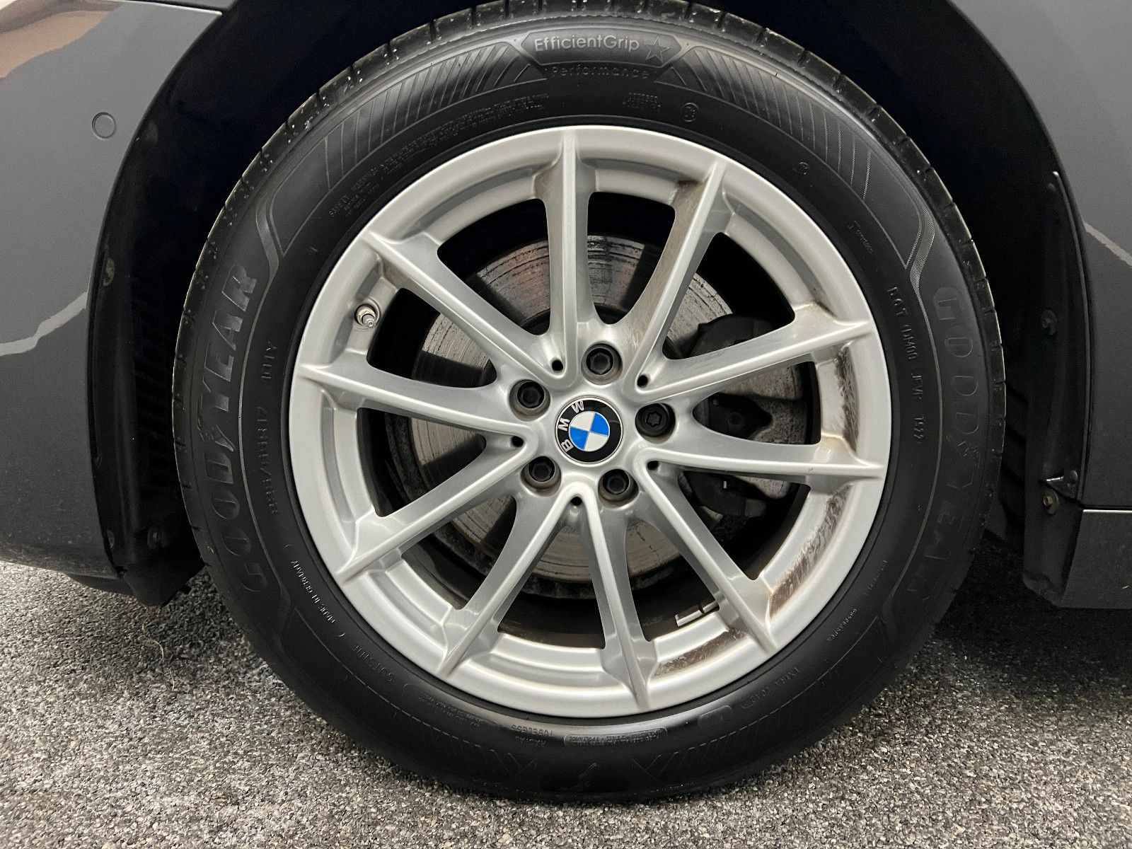 BMW 520d xDrive LED*CARPLAY*WERKSGARANTIE 11/25*MEGA