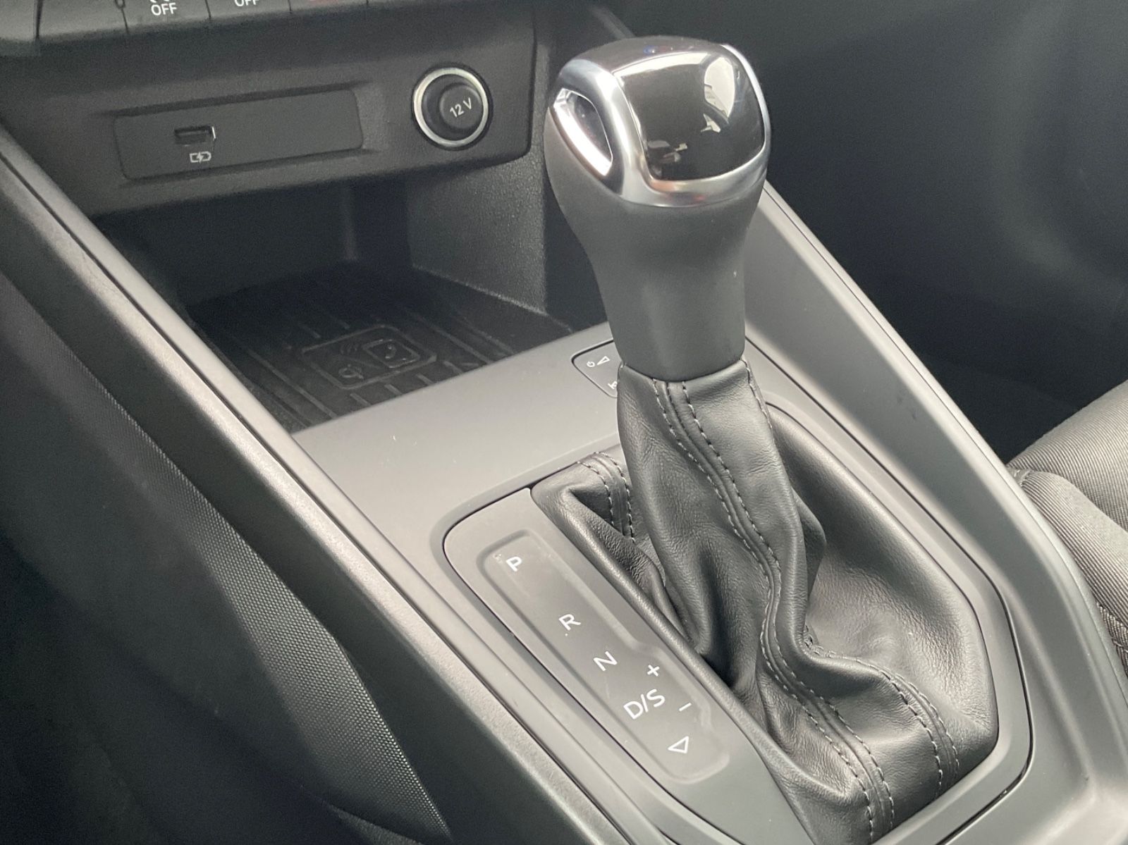 Audi A1 SB 25 TFSI basis S-Tronic - Samsaru's Car Outlet