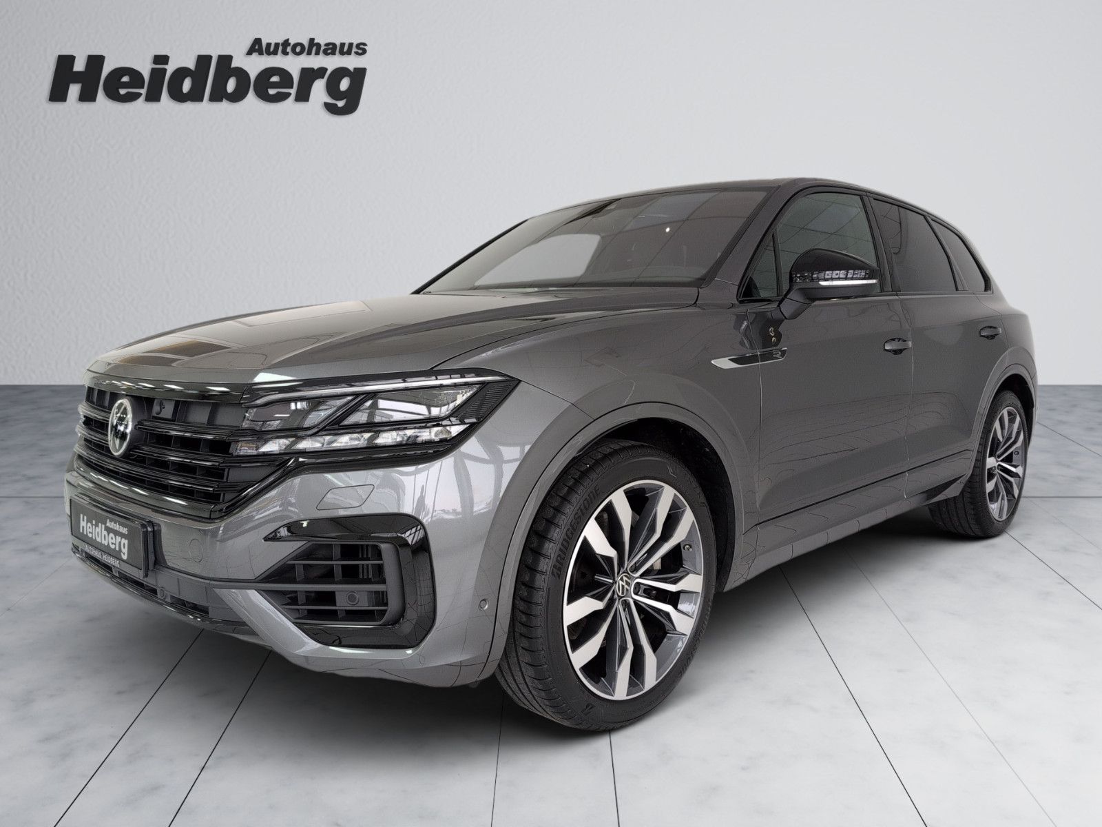 Volkswagen Touareg R Line AHK Luft Black Night 21" IQ-Matri