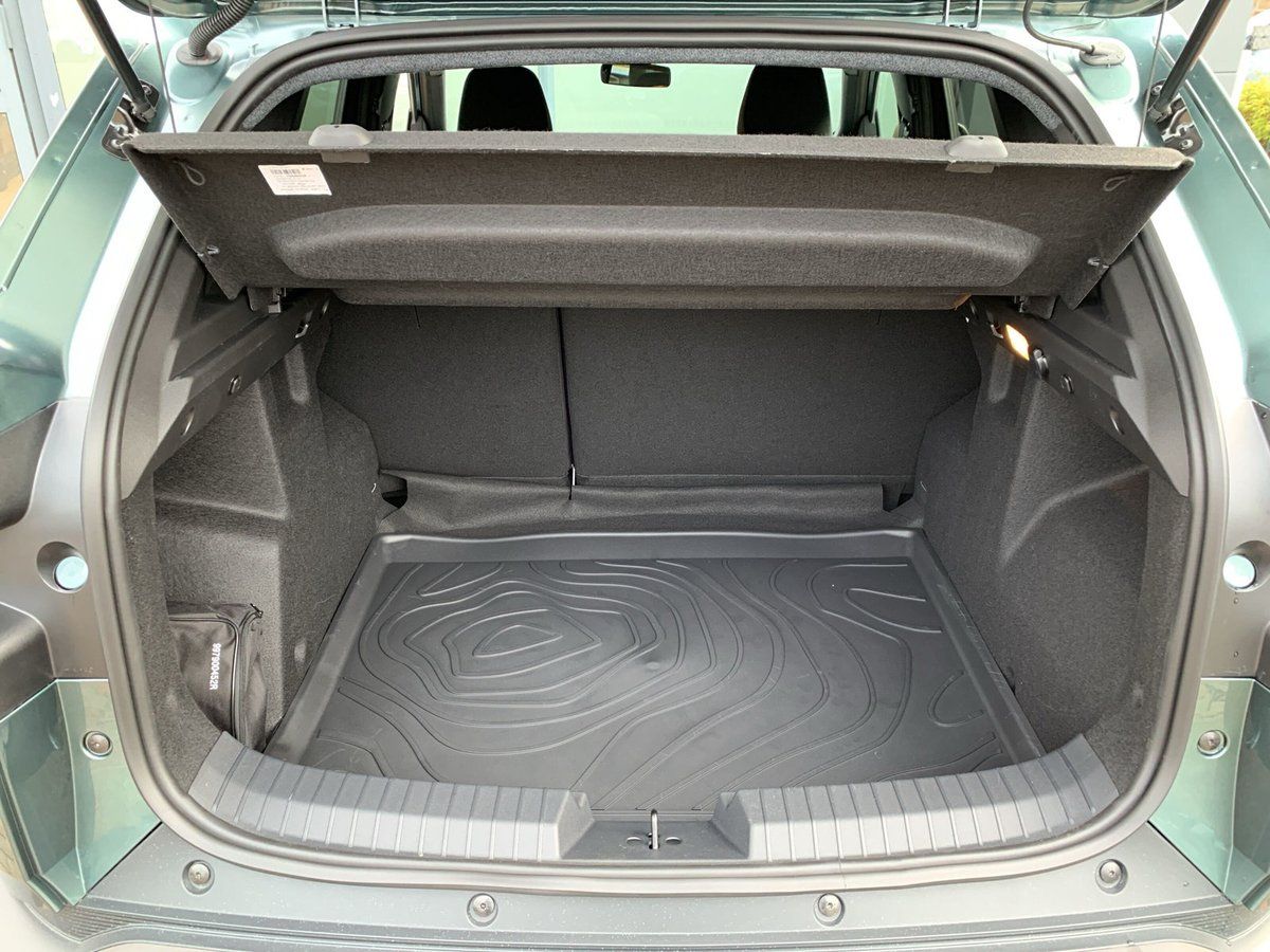 Dacia Duster EXTREME HYBRID 140 - Samsaru's Car Outlet