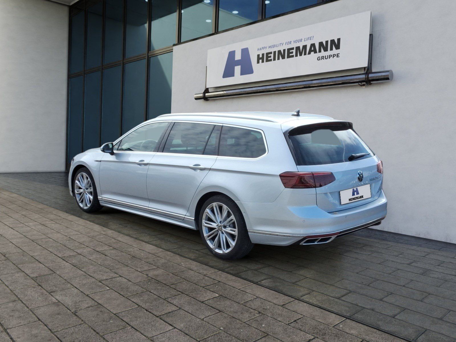Volkswagen Passat Variant 2.0 TDI R-Line*Sport*AHK*NAVI*Dig