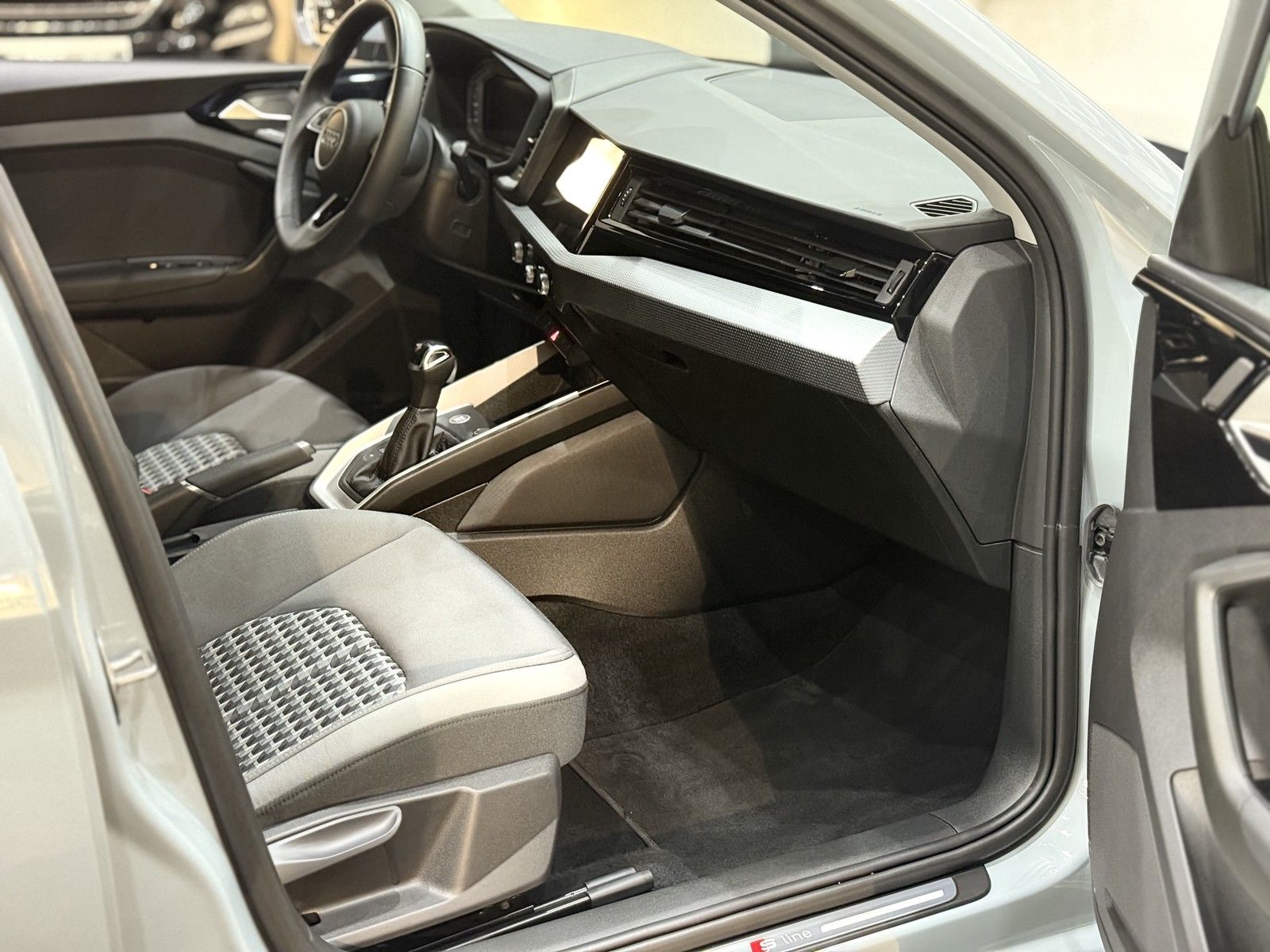 Audi A1 Sportback 30 TFSI S-LINE*MATRIX*VIRT.COCKPIT