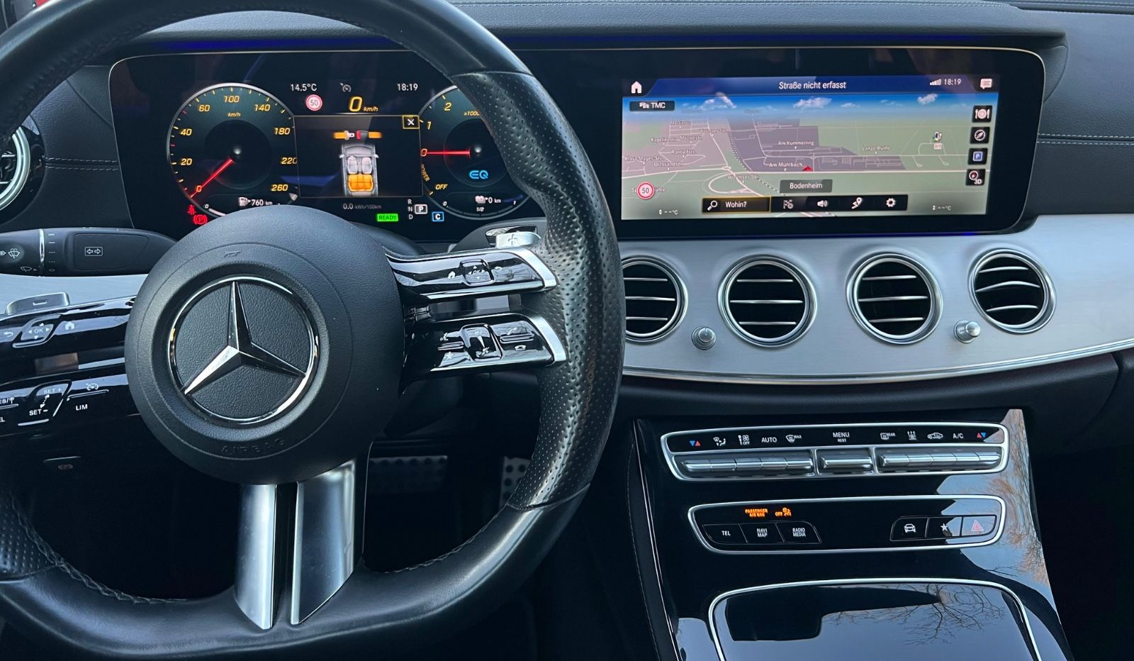 Mercedes-Benz E 300 de AMG - Samsaru's Car Outlet
