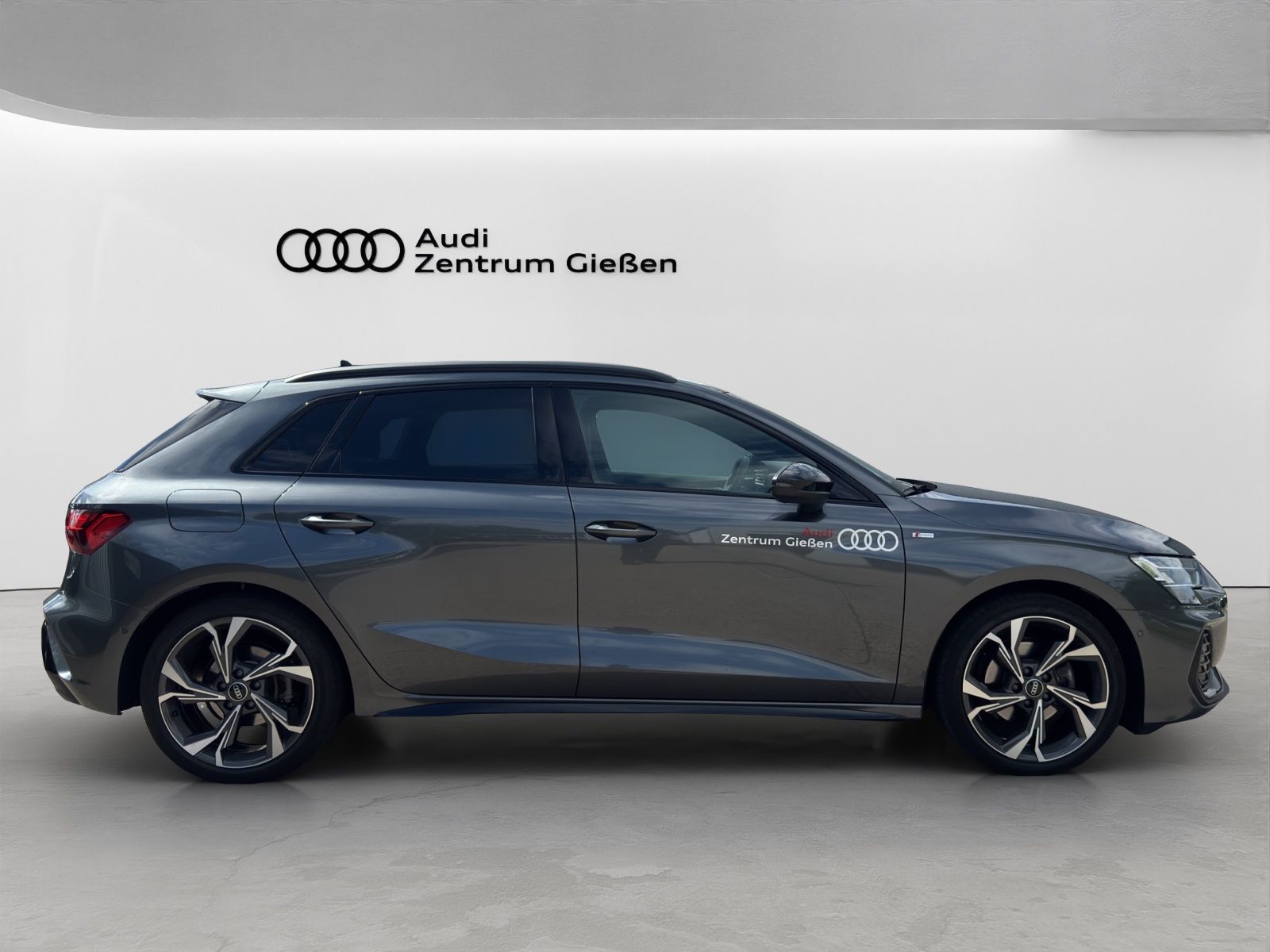 Audi A3 Sportback TFSI S line Black Navi LED Kamera