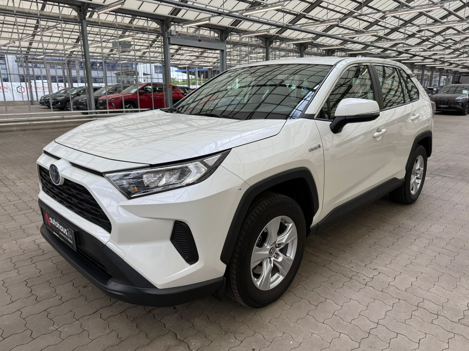 Toyota RAV4 2.5 VVT-i Hybrid 4x2 - Samsaru's Car Outlet