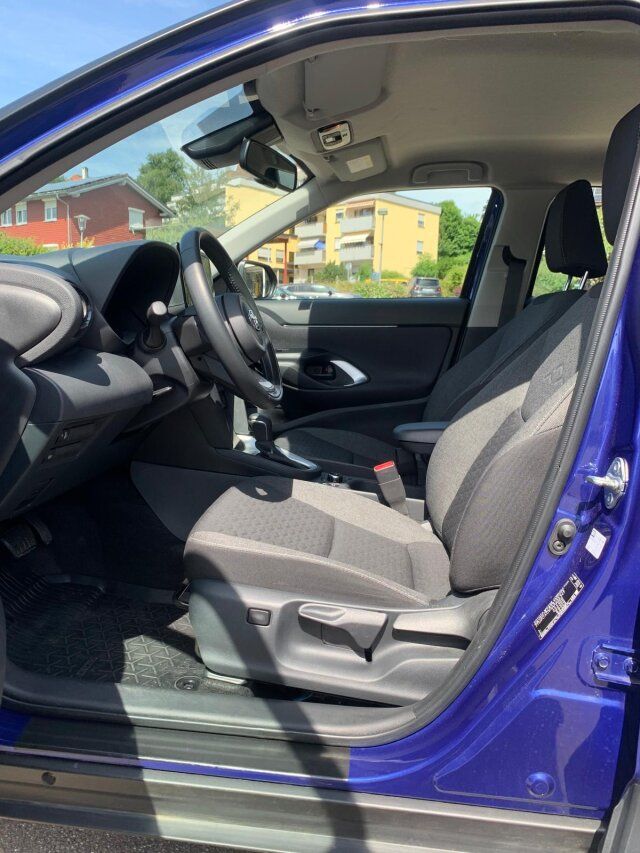 Toyota Yaris (Hybrid) Comfort ALLRAD /Kamera/Tempomat