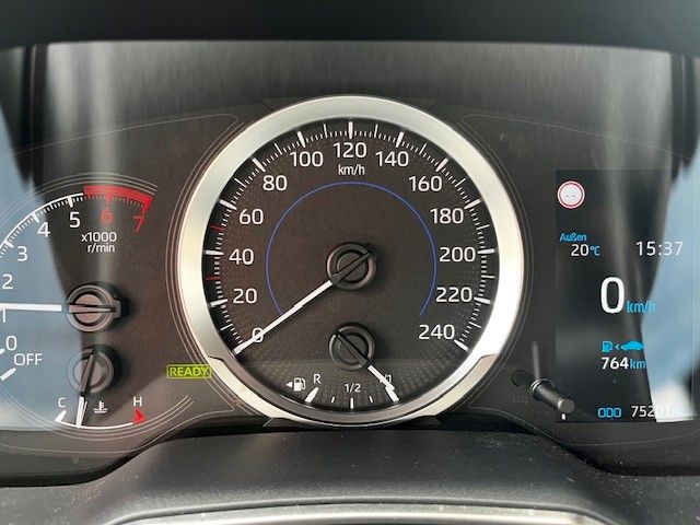 Toyota Corolla TS 1.8 Hybrid Business - Samsaru's Car Outlet