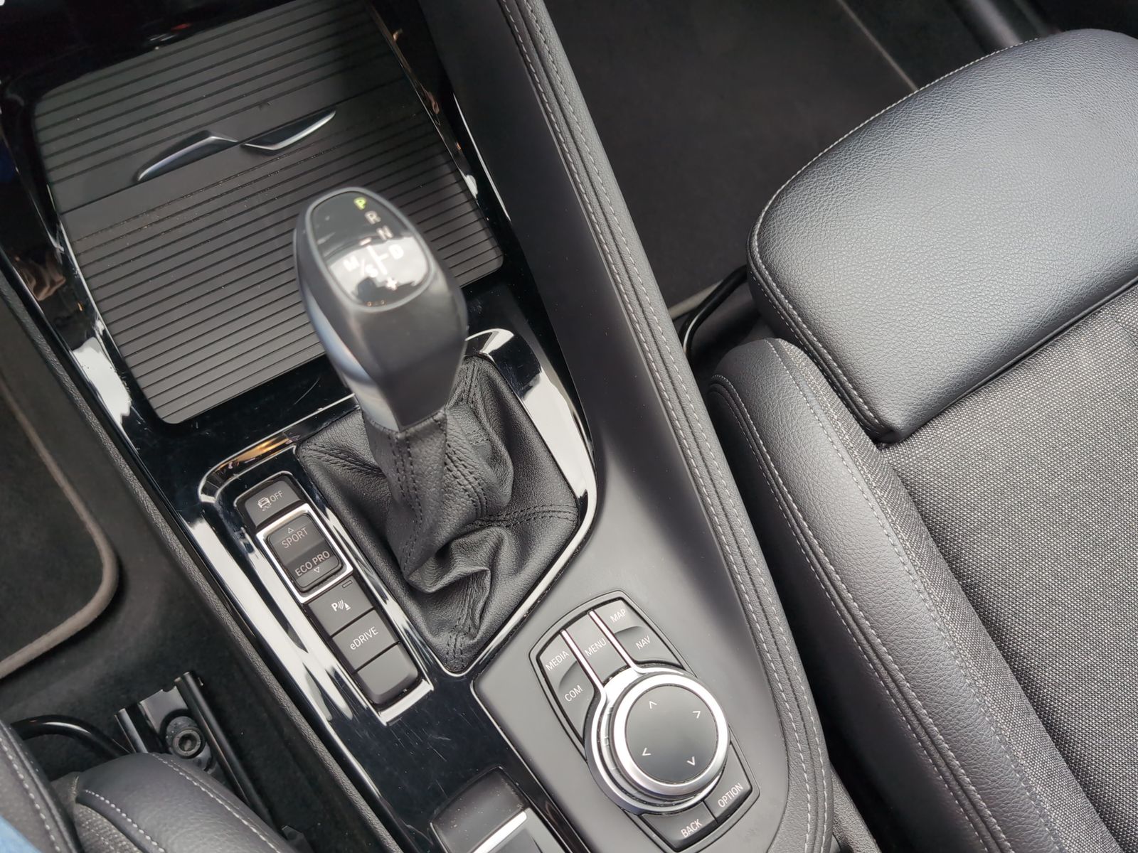 BMW X1 xDrive25e Sport Line - Samsaru's Car Outlet