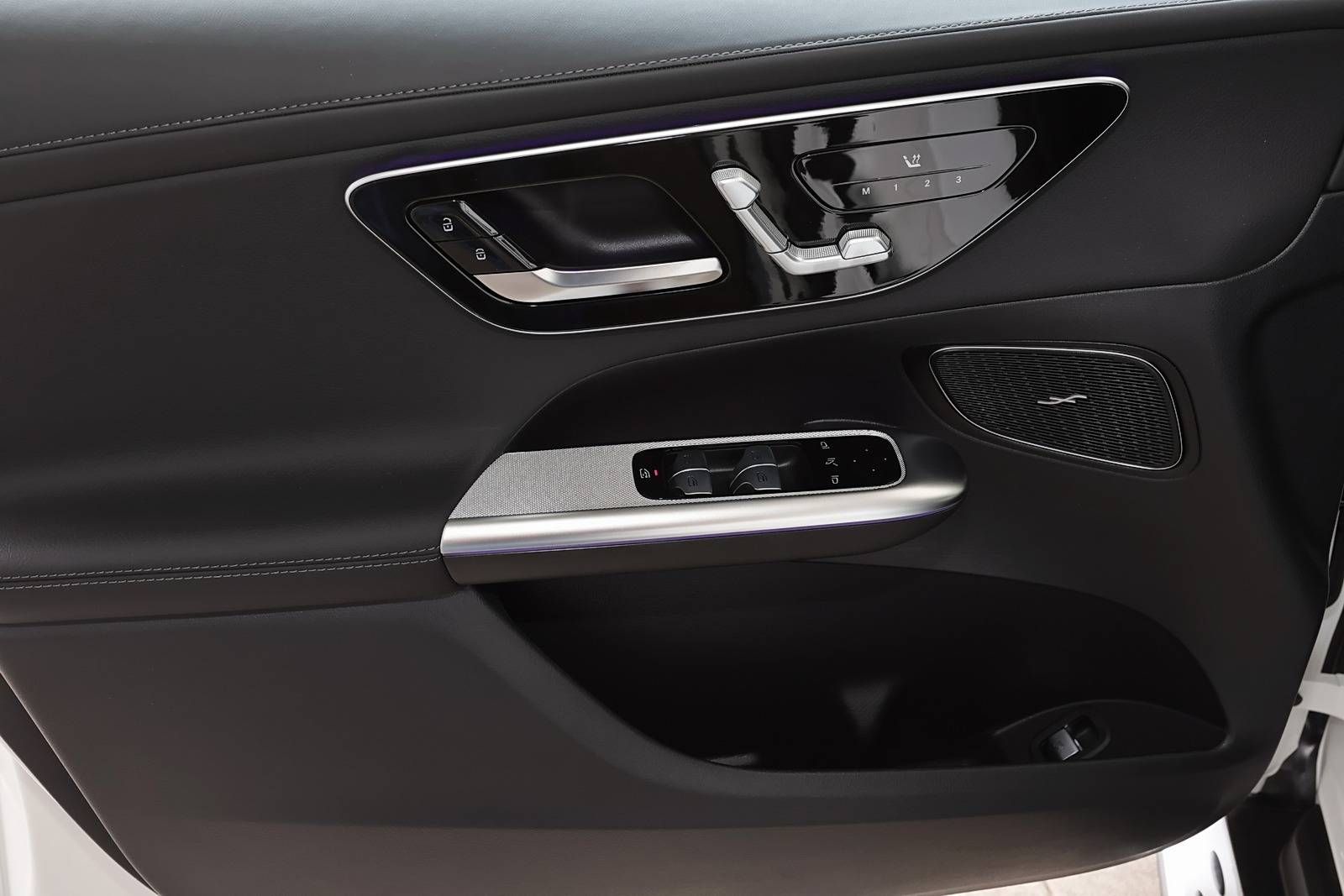 Mercedes-Benz GLC 220 d 4M AMG 360°+DIG-LED+Pano+AHK+Distronic