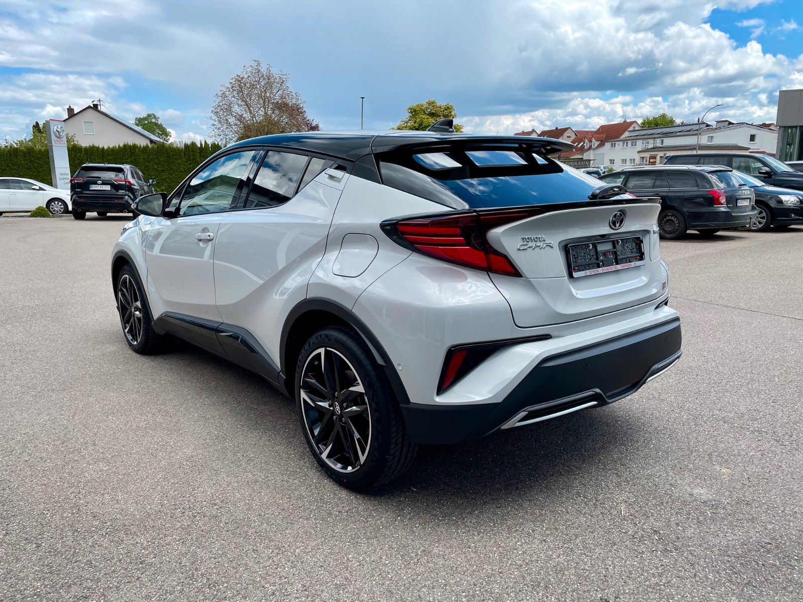 Toyota C-HR GR Sport Hybrid - Samsaru's Car Outlet