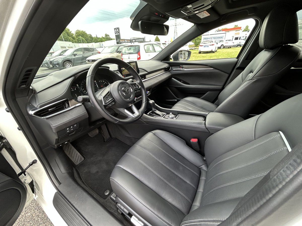 Mazda 6 SK 2.5 194PS AT TAKUMI SUNR Matrix-LED 360°