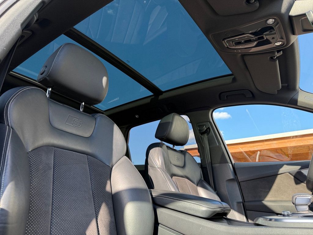 Audi Q7 50 TDI quattro +s line+AHK+Pano+BOSE+7 Sitzer