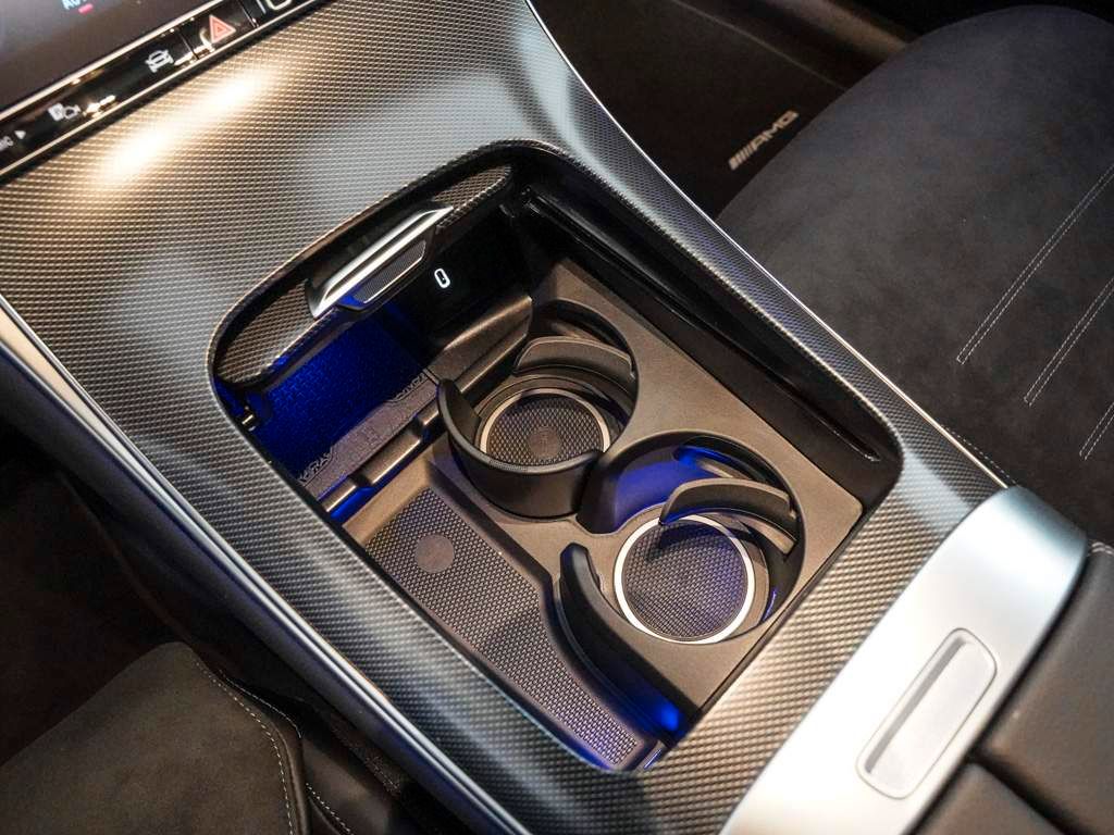 Mercedes-Benz GLC 200 AMG-DISTRONIC-PANO-AHK-MEMORY-UVP 74.200