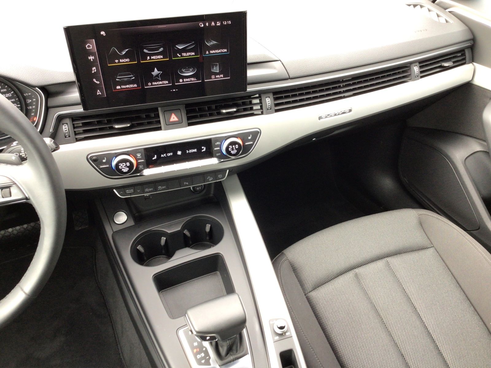 Audi A4 allroad 40 TDI quattro S-tronic AHK ** Busine