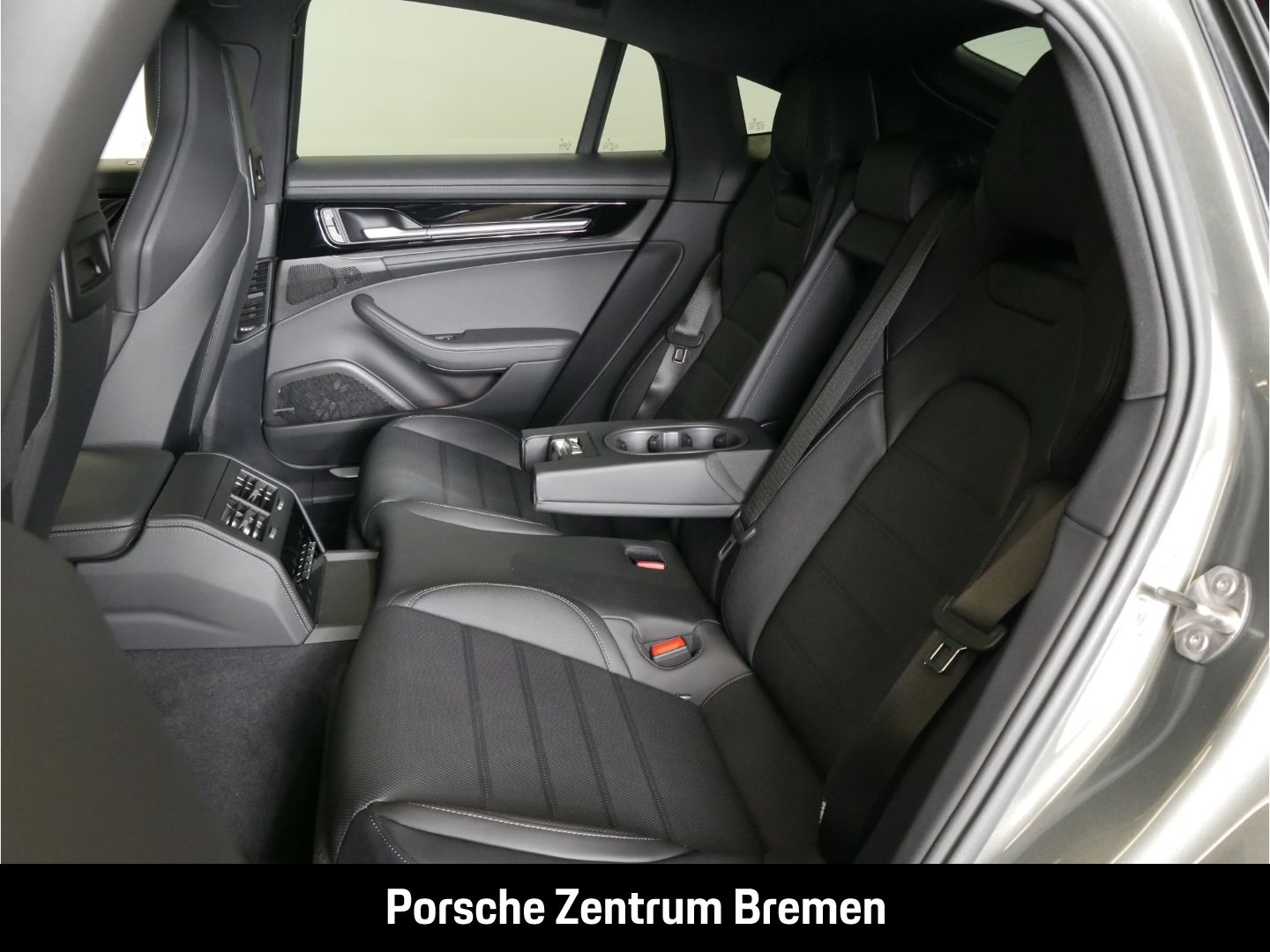 Porsche Panamera 4 E-Hybrid Luftfederung  Panodach Memor