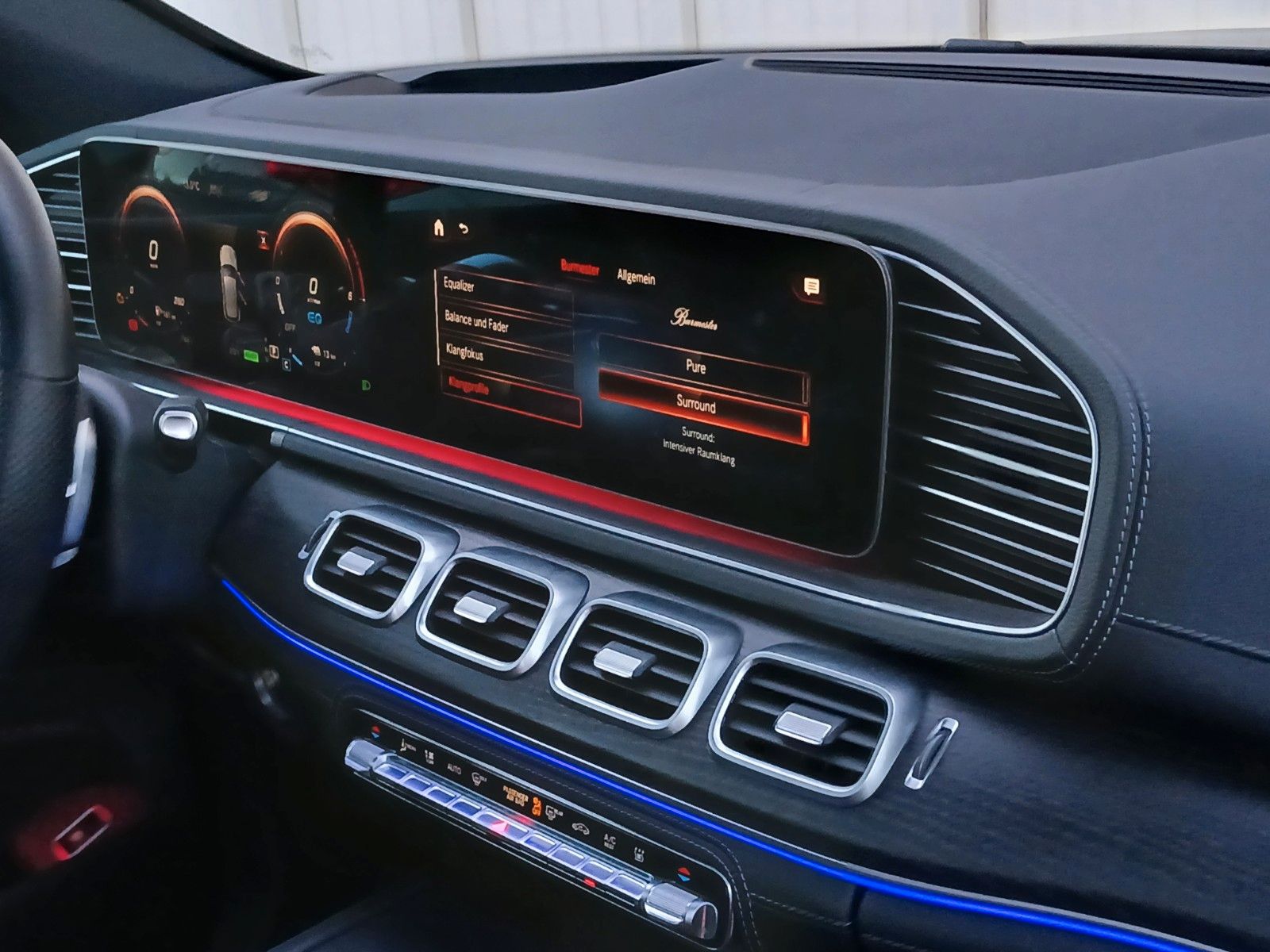 Mercedes-Benz GLE350de 4M AMG SoftClose_NappaLeder_360_BURMEST