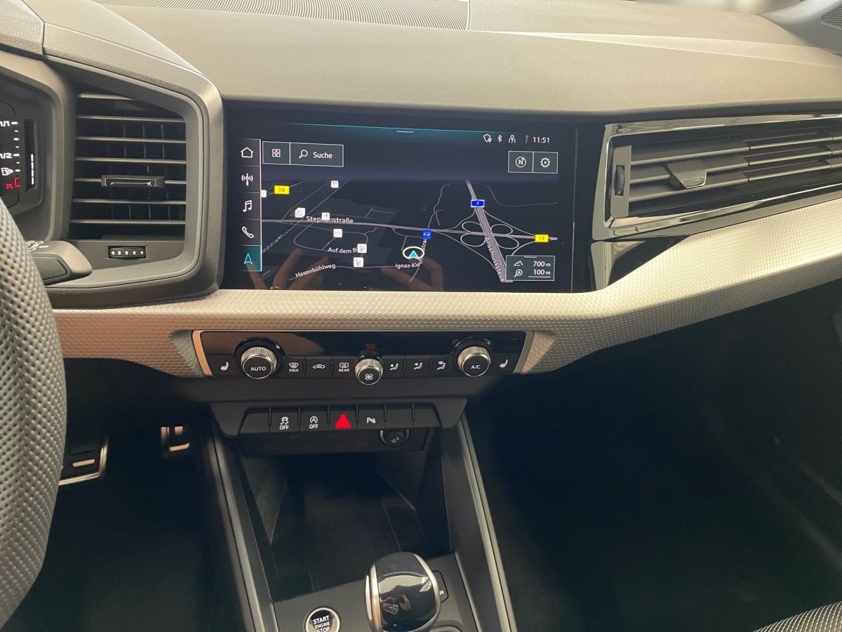 Audi A1 Sportback 30 TFSI S line - Samsaru's Car Outlet