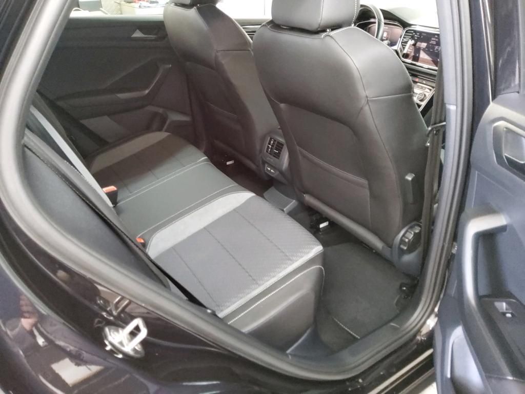 Volkswagen T-ROC R 4M ALL-BLACK - Samsaru's Car Outlet