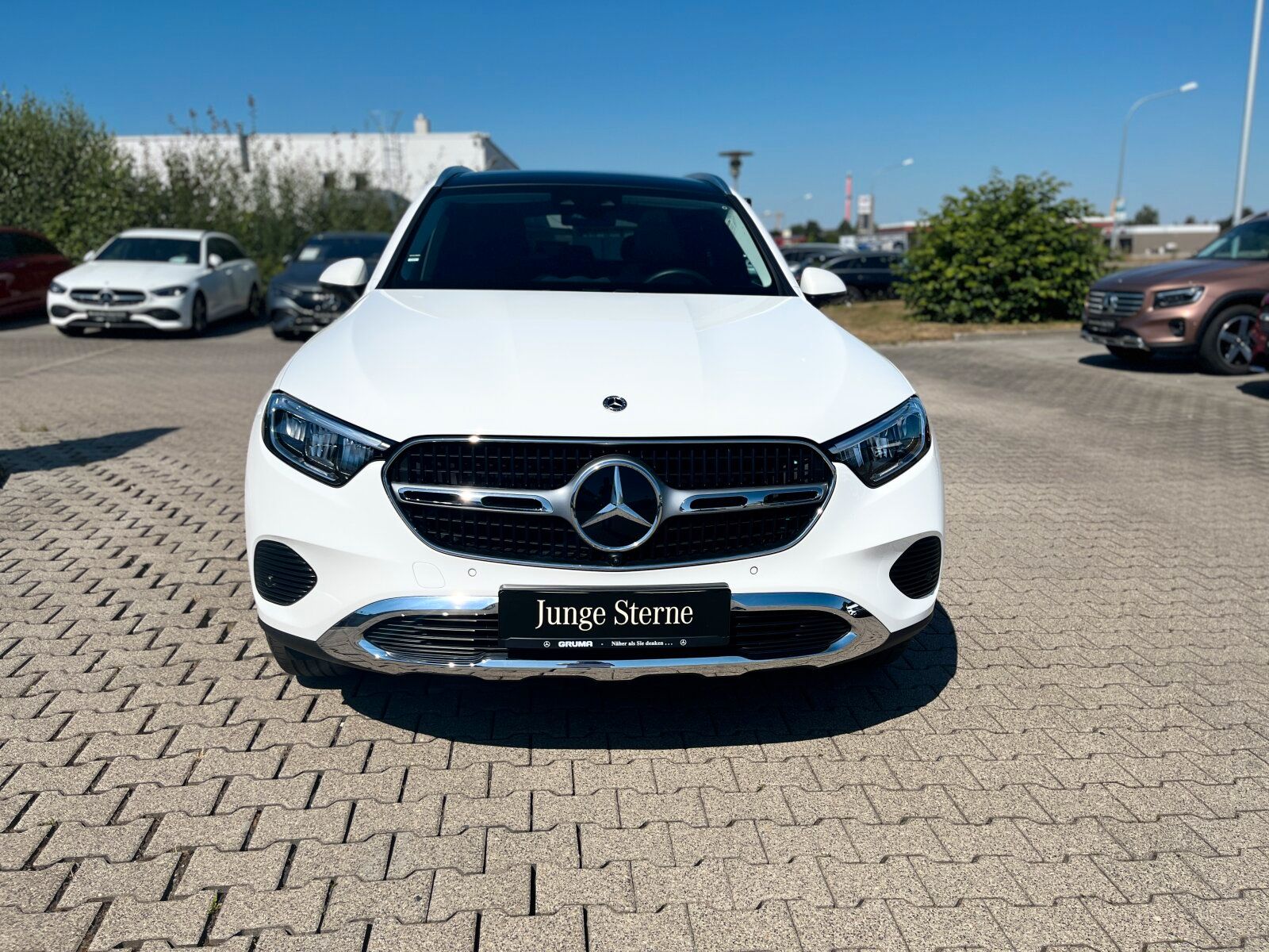 Mercedes-Benz GLC 220 d 4M Avantgarde - Samsaru's Car Outlet