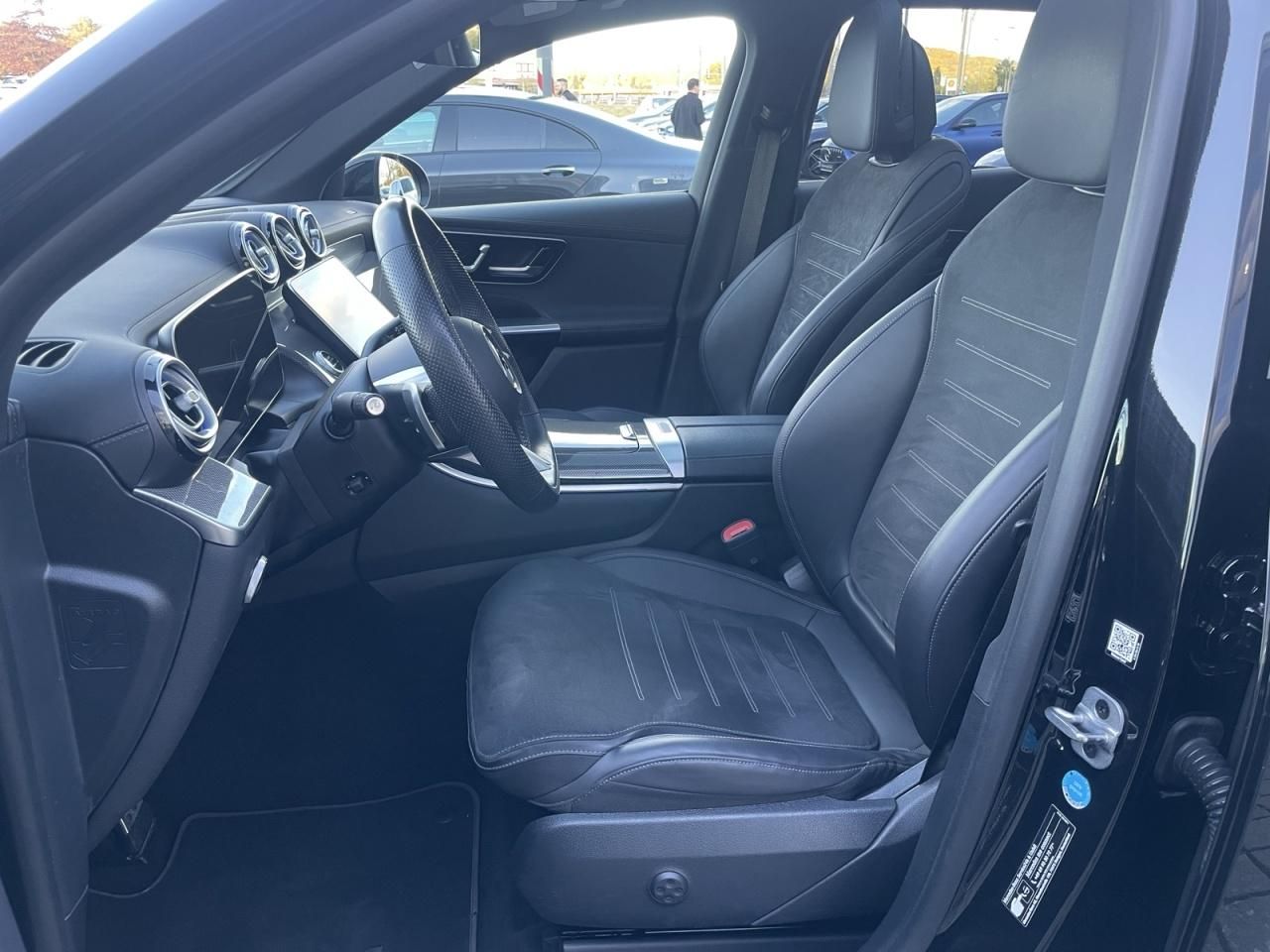 Mercedes-Benz GLC 300 e 4MATIC Pano SpurW LM S-Sitz ACC PDC