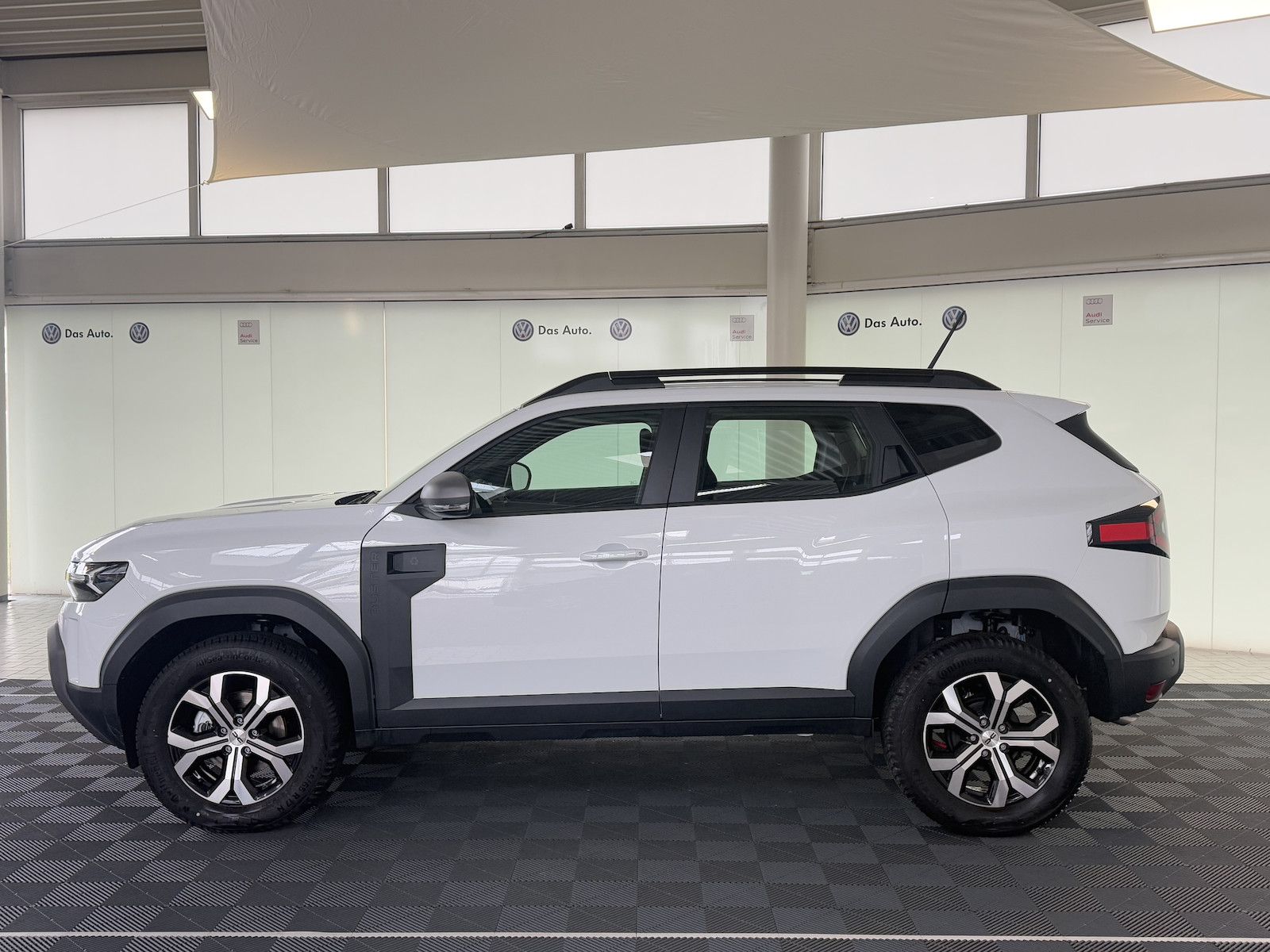 Dacia Duster III TCe 130 EXPRESSION 4x4 - Samsaru's Car Outlet