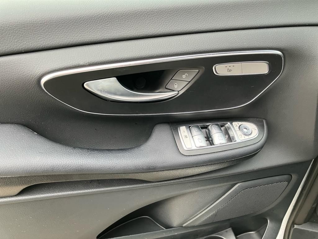 Mercedes-Benz V 300 d lang 4x2 Edition AMG - Samsaru's Car Outlet