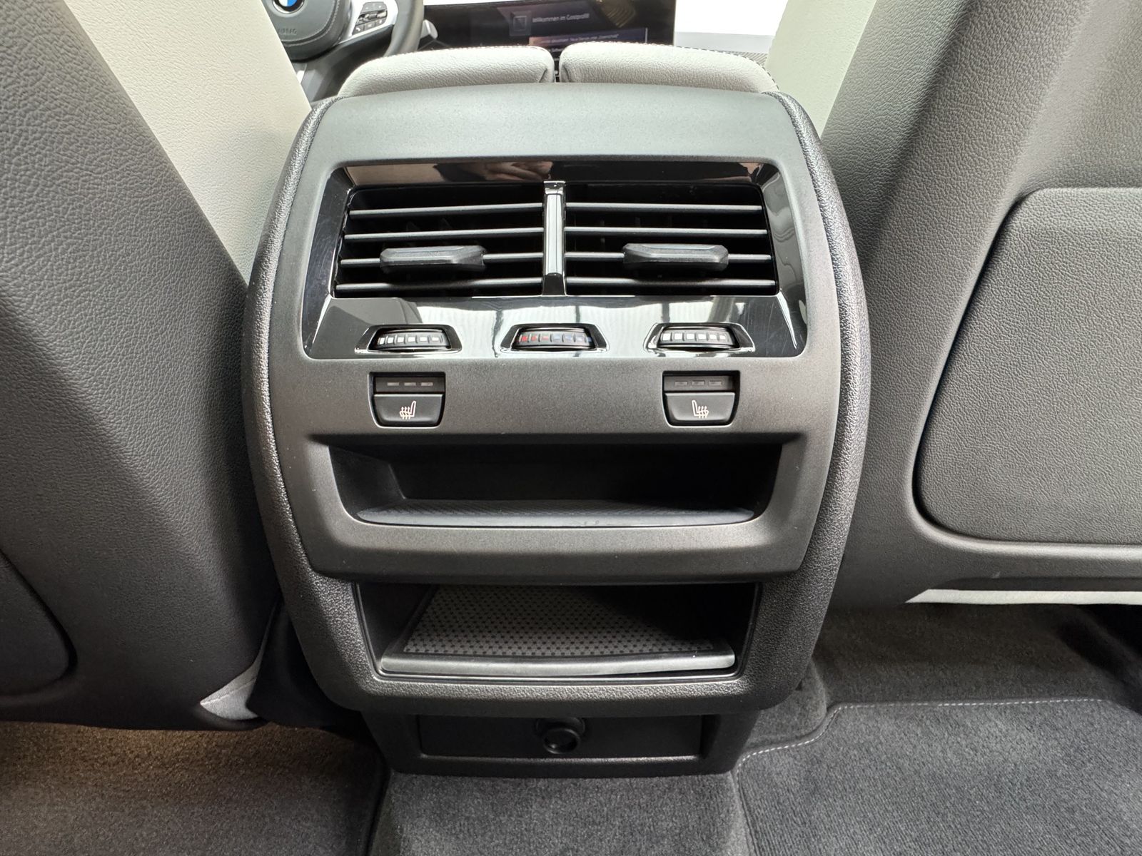 BMW X6 xDrive30d M Sport Pro - Samsaru's Car Outlet