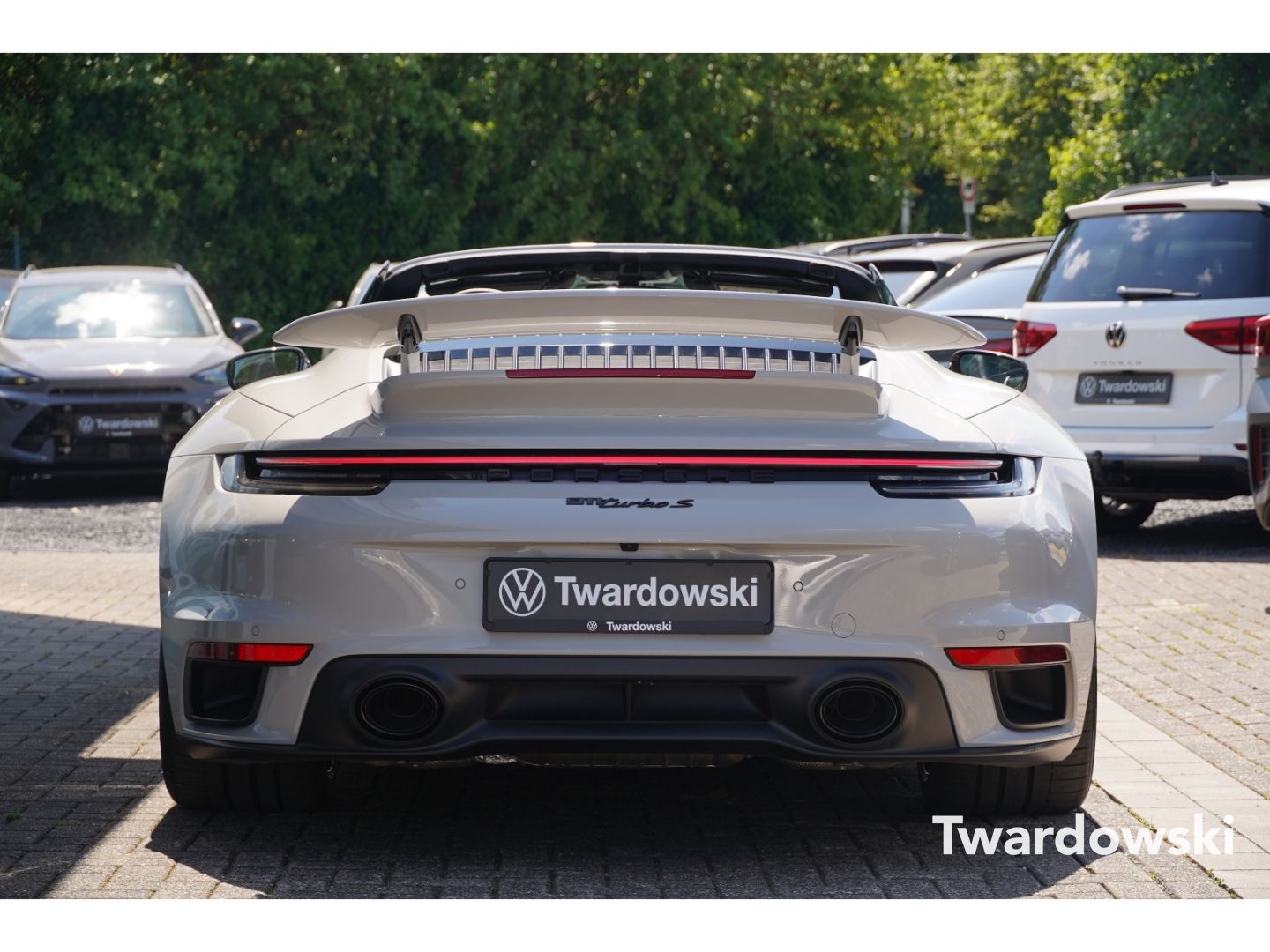 Porsche 911 992 Turbo S Cabriolet APPROVED LIFT MEMO
