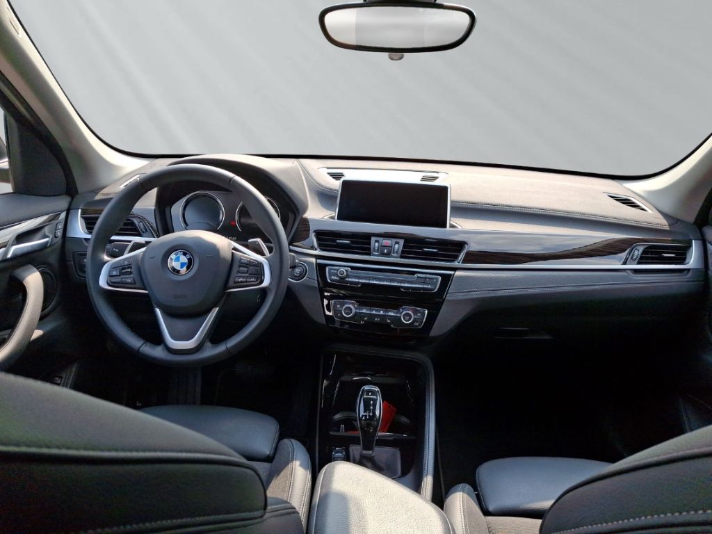 BMW X1 18dA Sport Line - Samsaru's Car Outlet