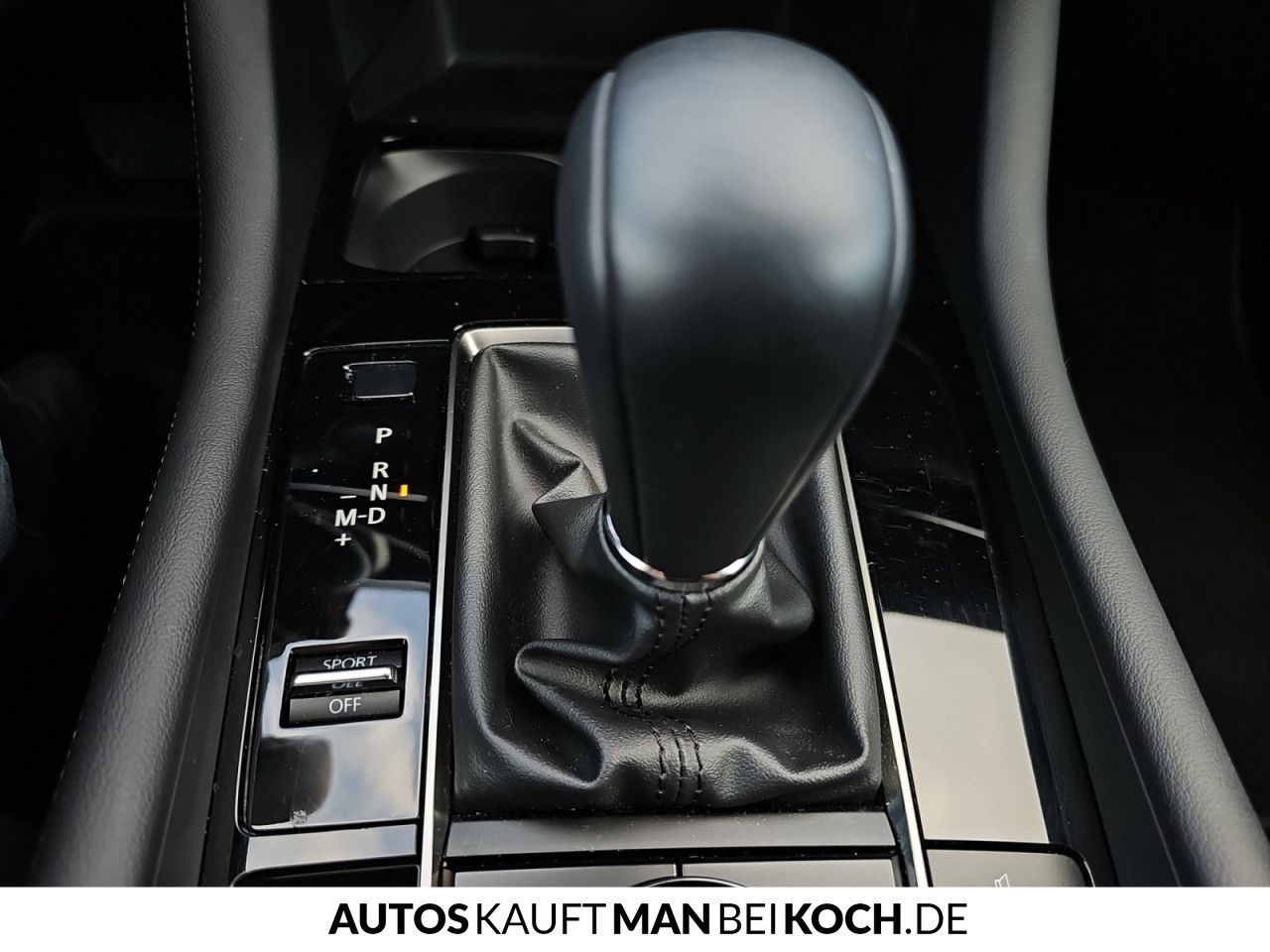 Mazda 3 5HB 2.5L 140ps 6AT FWD Homura ACC HUD Navi LED