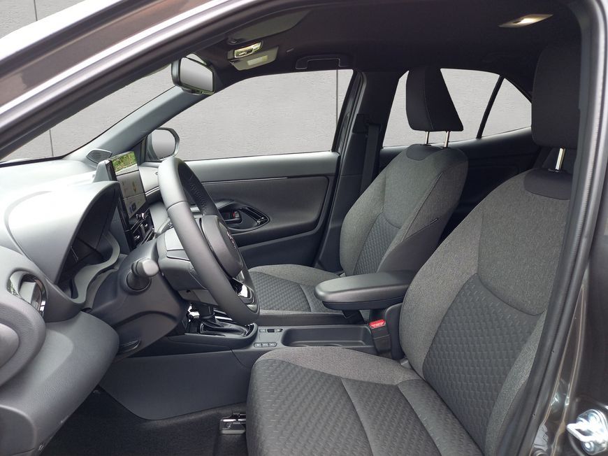 Toyota Yaris Cross Teamplayer Safety-Paket Winter-Paket