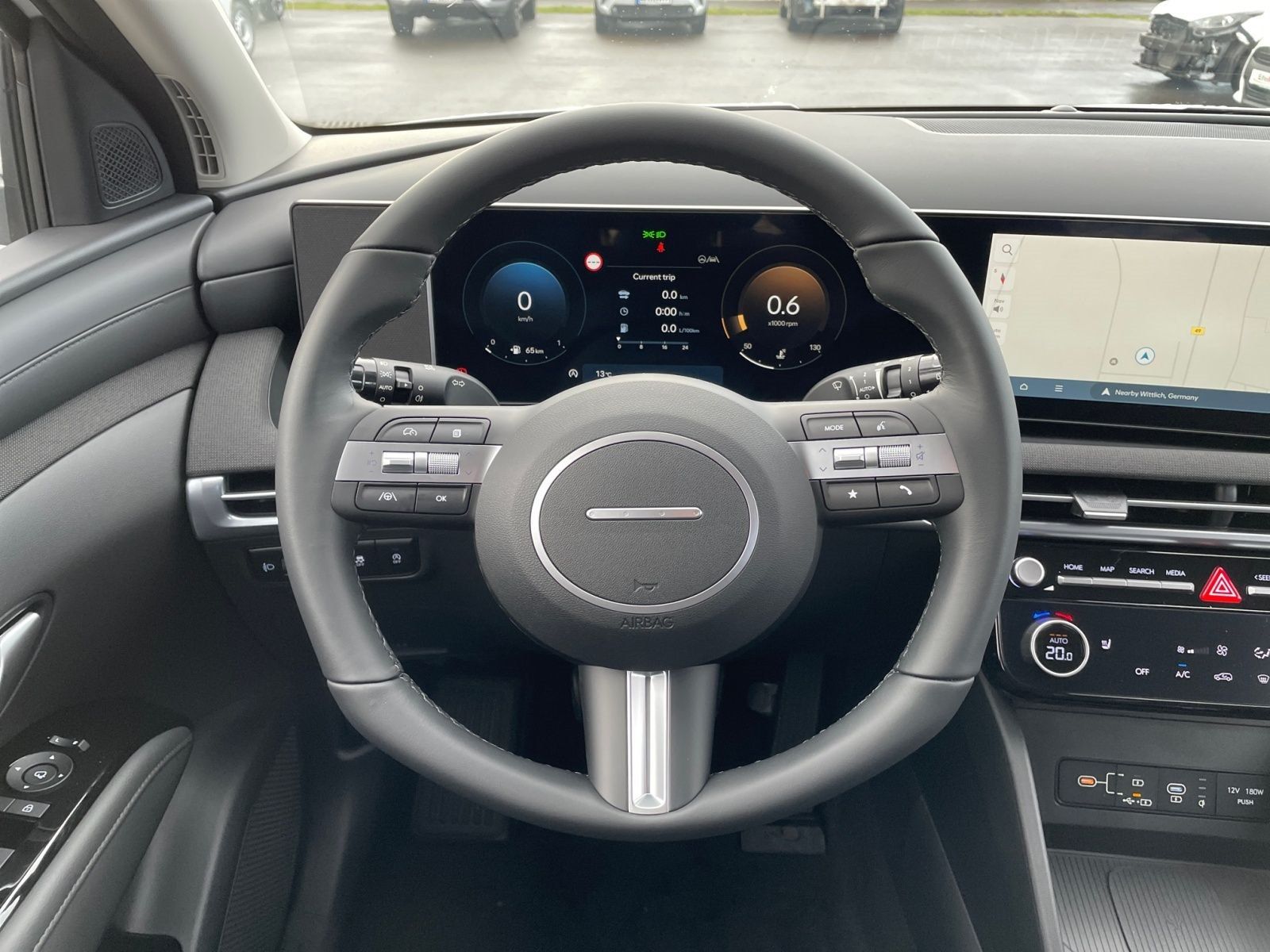 Hyundai TUCSON 1.6 Select 2WD - Samsaru's Car Outlet