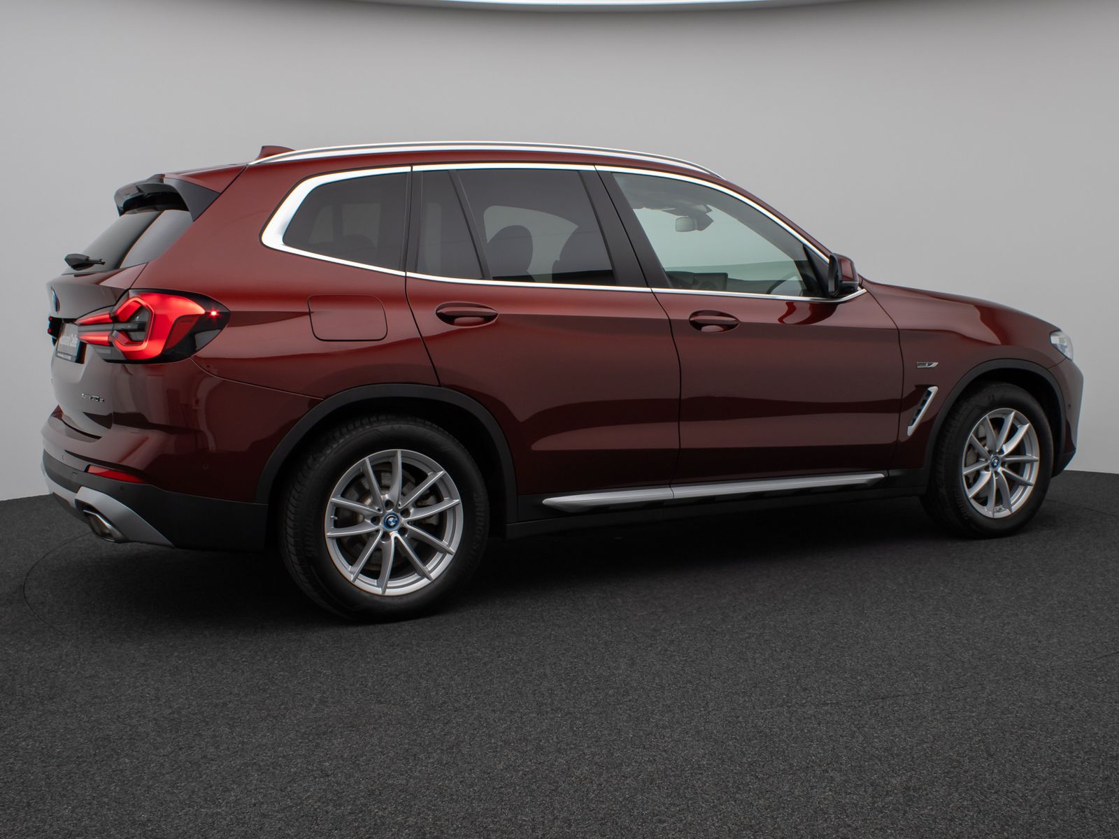 BMW X3 xD30e Laser 360° HUD DAB HiFi Komfort Sport