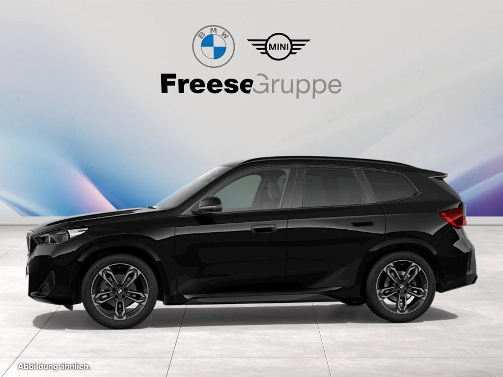 BMW X1 xDrive20d AHK 360° HEAD-UP RFK HIFI LENKRADHZ