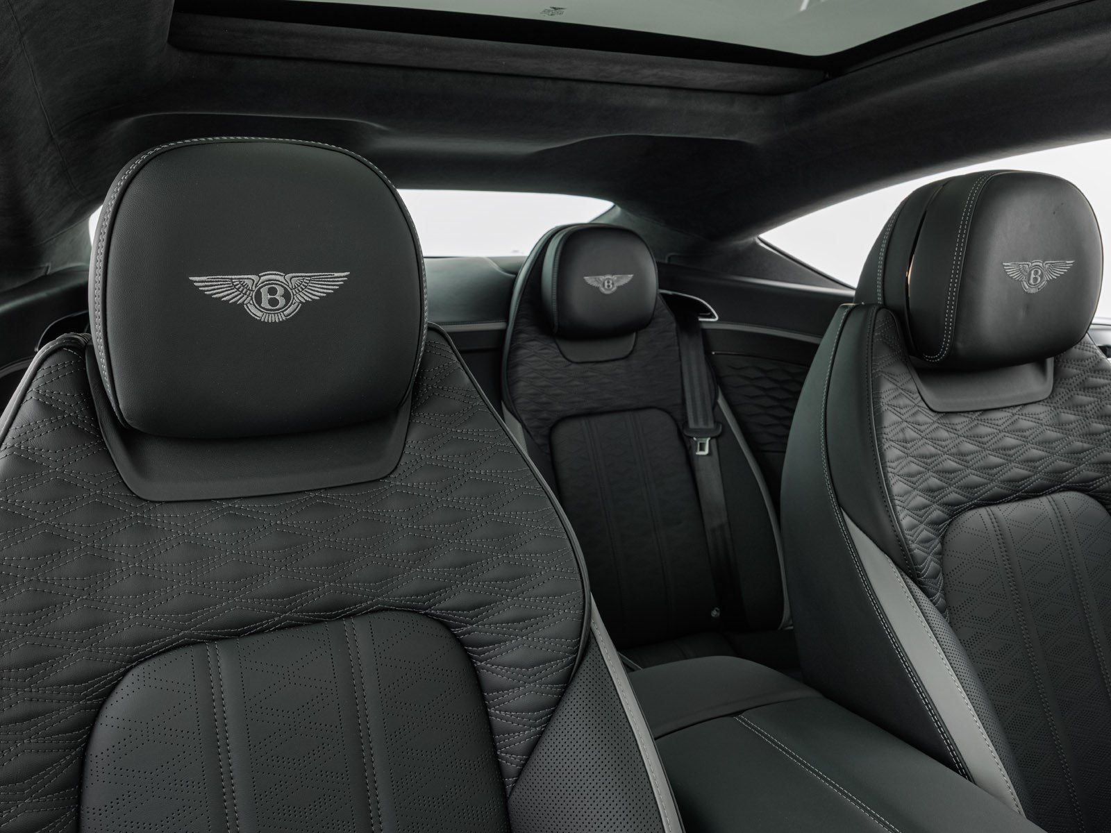 Bentley Continental GT Speed V8 Hybrid 2026 *Akrapovic,