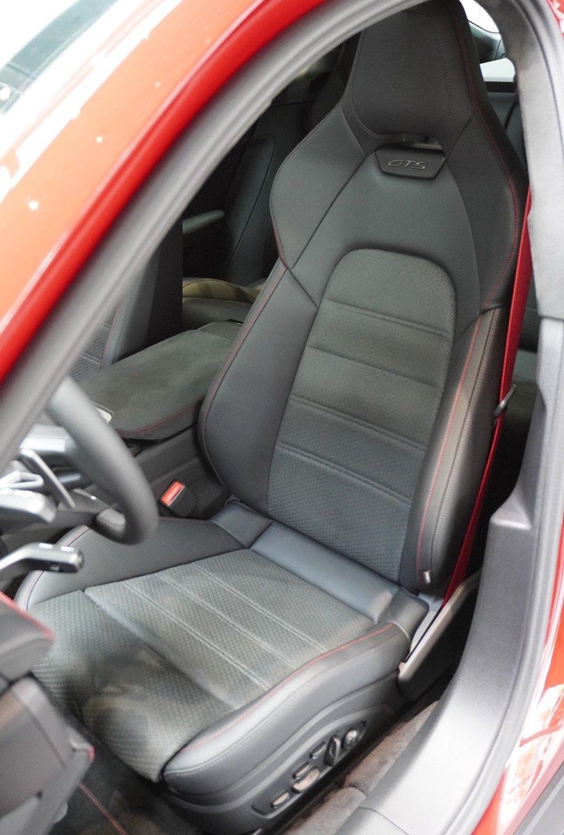Porsche Panamera GTS SportDesign head-up Exclusive Manuf