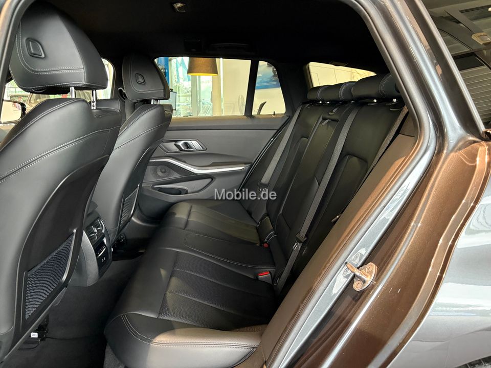 BMW 320i Touring M Sport Auto - Samsaru's Car Outlet