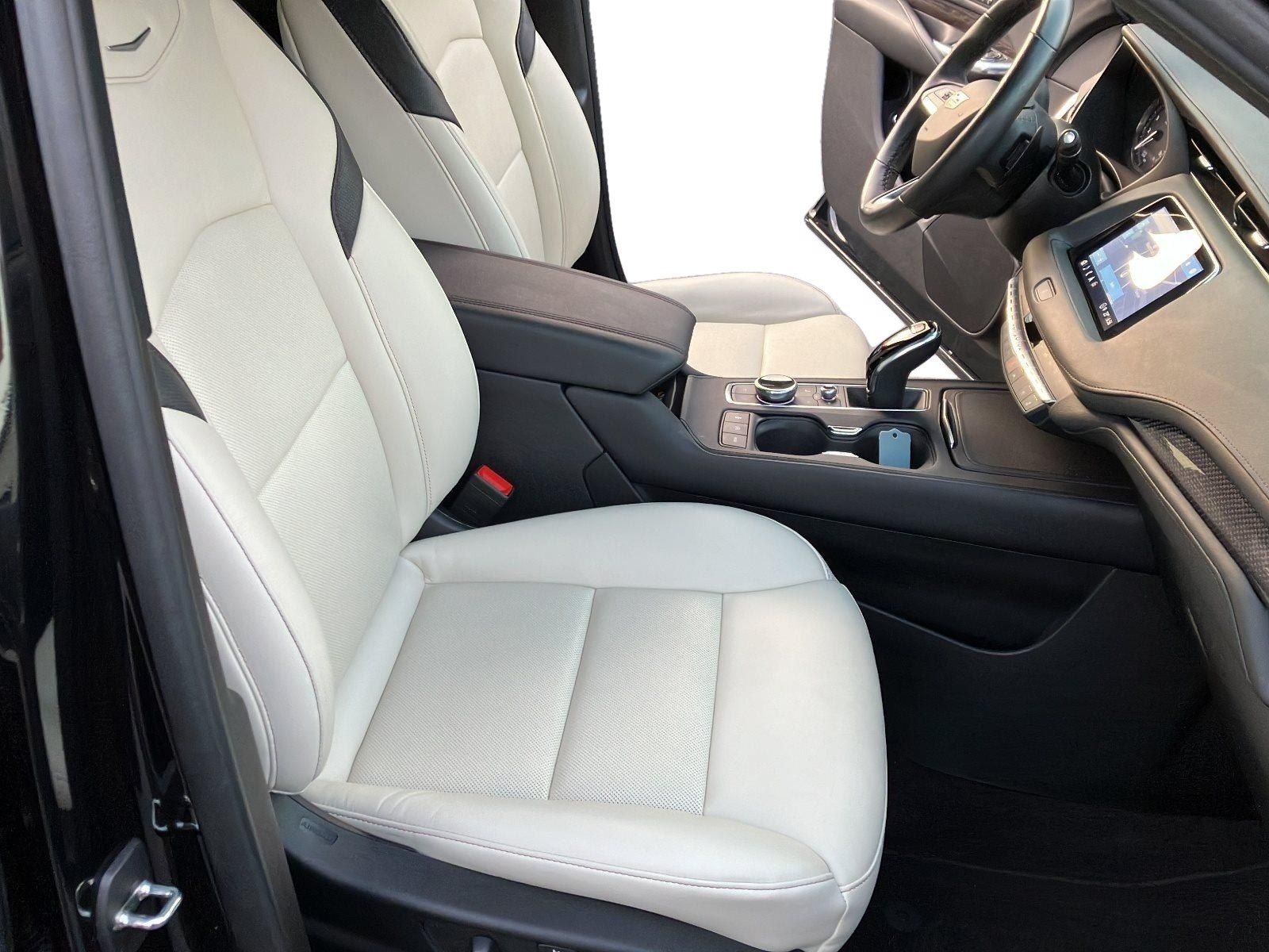 Cadillac XT4 2.0 Sport AWD Panor.Dach+Bose+Navi