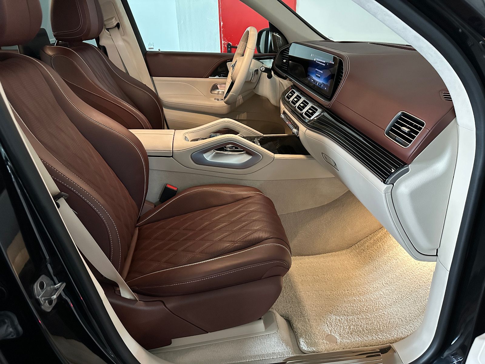 Mercedes-Benz GLS 600 Maybach - Samsaru's Car Outlet
