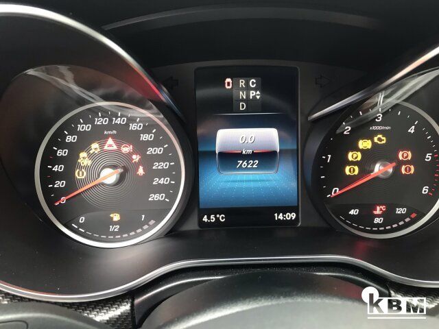Mercedes-Benz V 300 d 4X4 AMG Line - Samsaru's Car Outlet