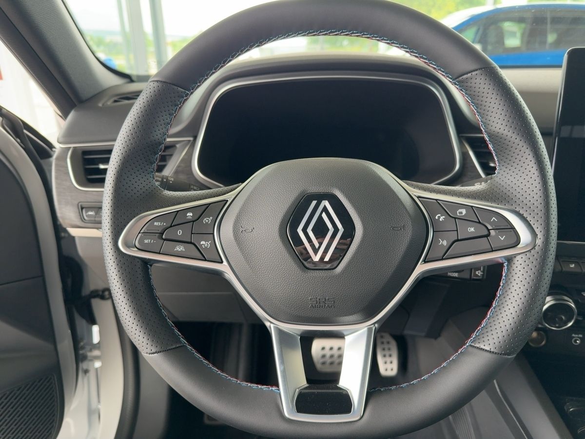 Renault Arkana Esprit Alpine 1.6 E-Tech - Samsaru's Car Outlet